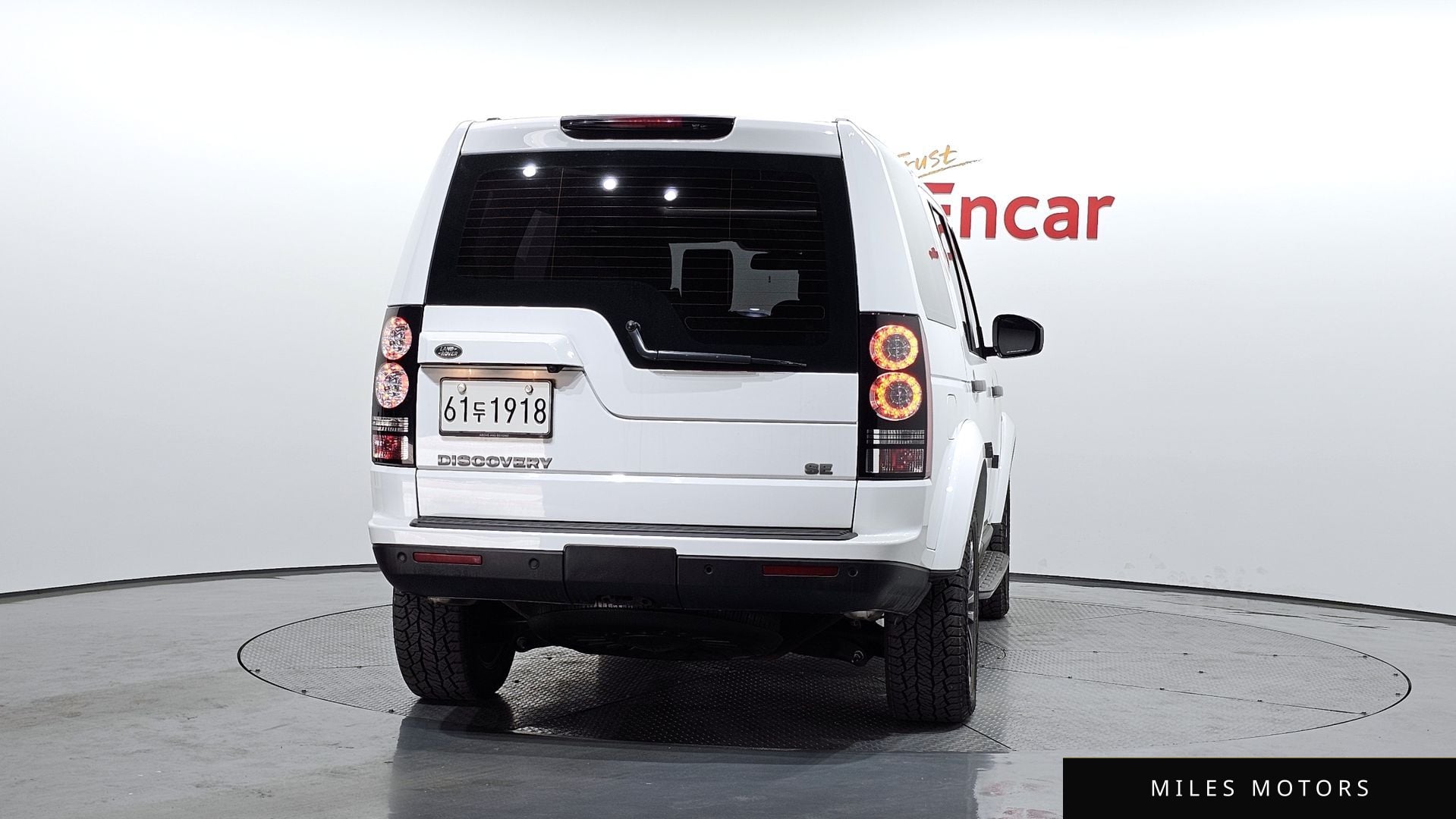 Land Rover Discovery 2016 — миниатюра 4