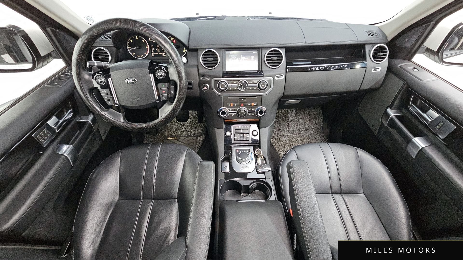 Land Rover Discovery 2016 — миниатюра 7
