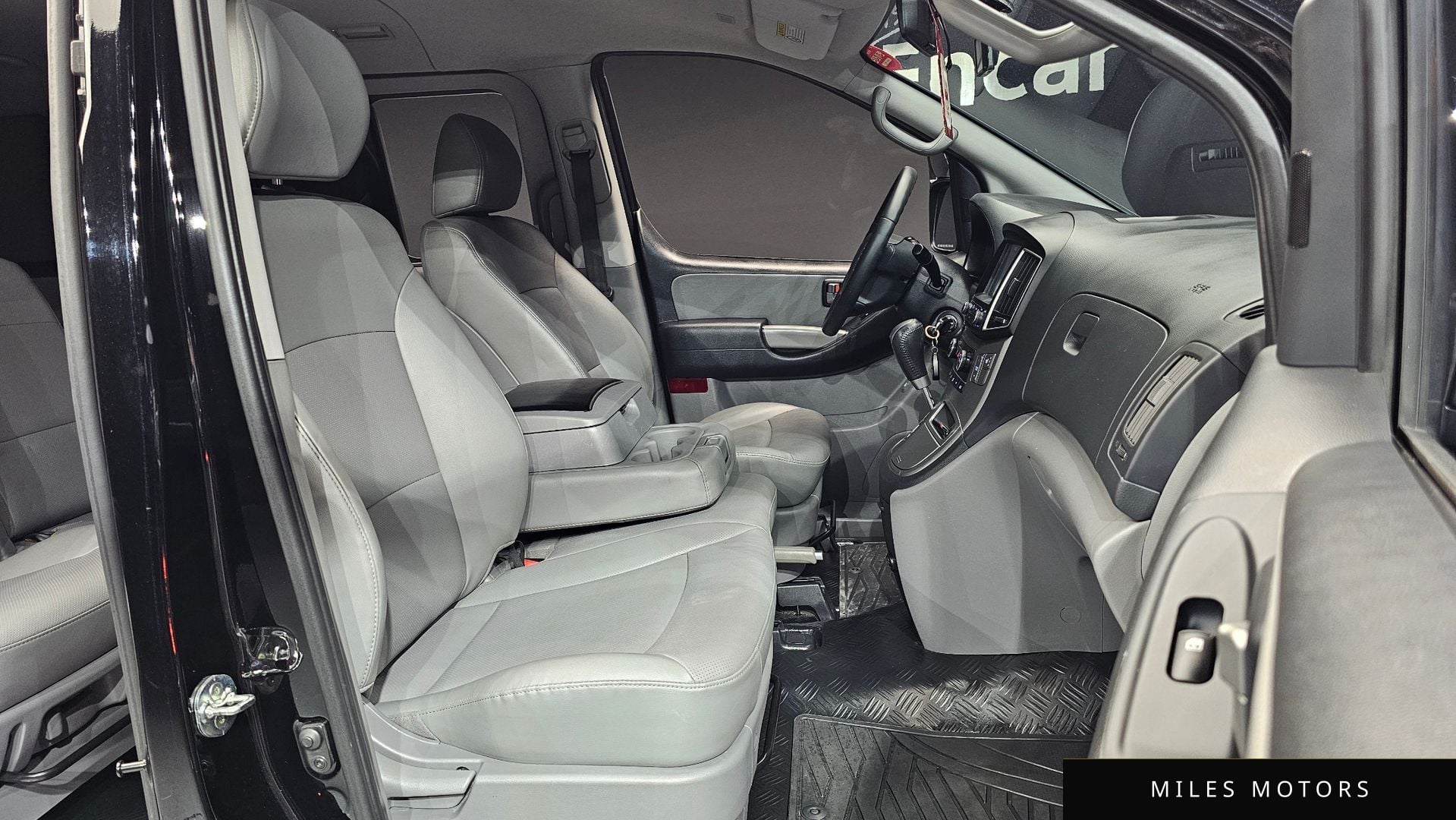 Hyundai Starex 2019 — миниатюра 10
