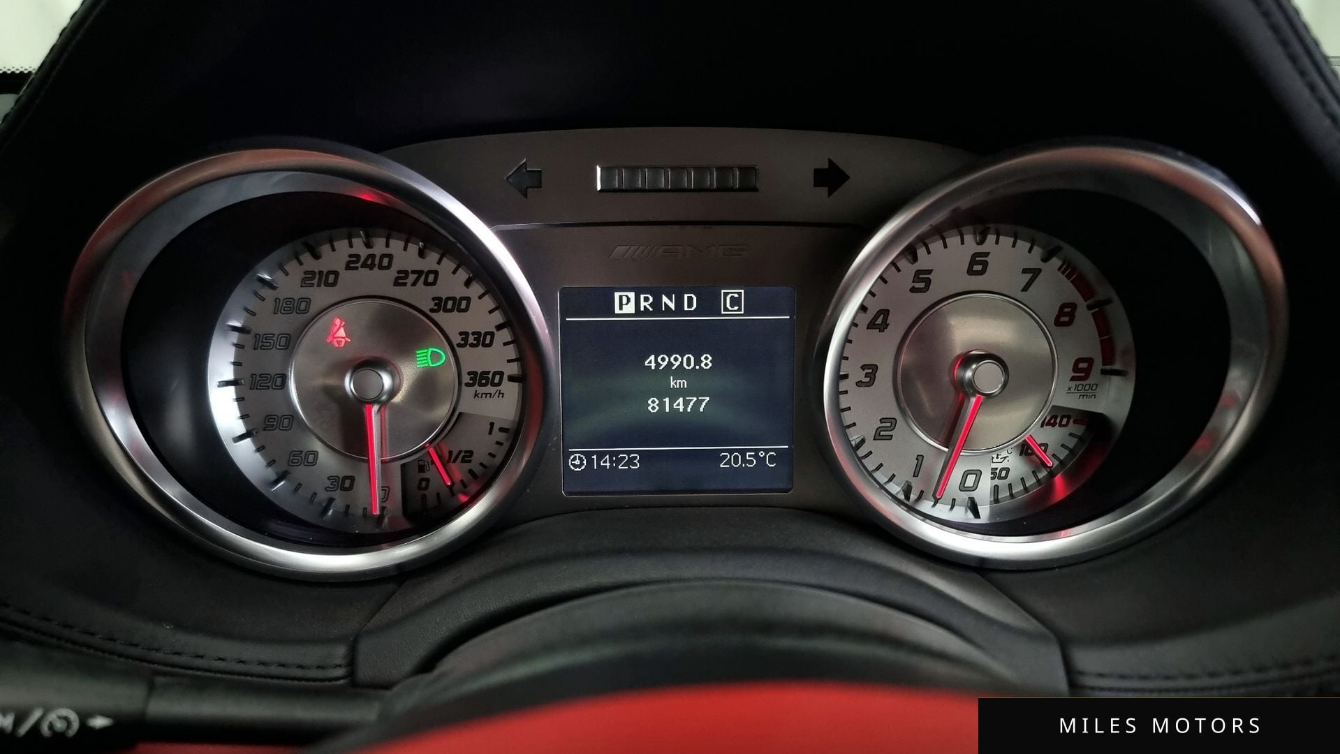 Mercedes-Benz SLS AMG 2012 — миниатюра 8