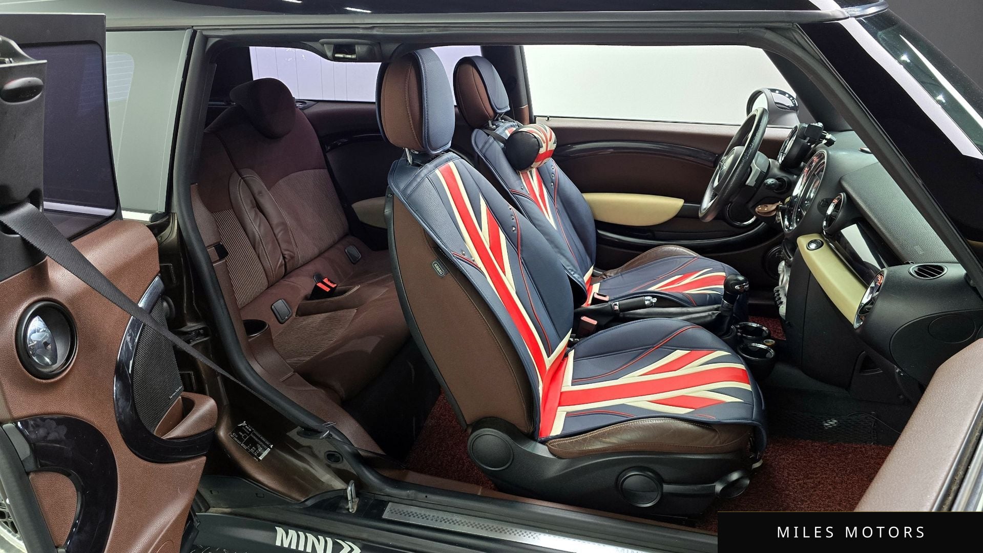 MINI 쿠퍼 S 클럽맨 2009 — миниатюра 11