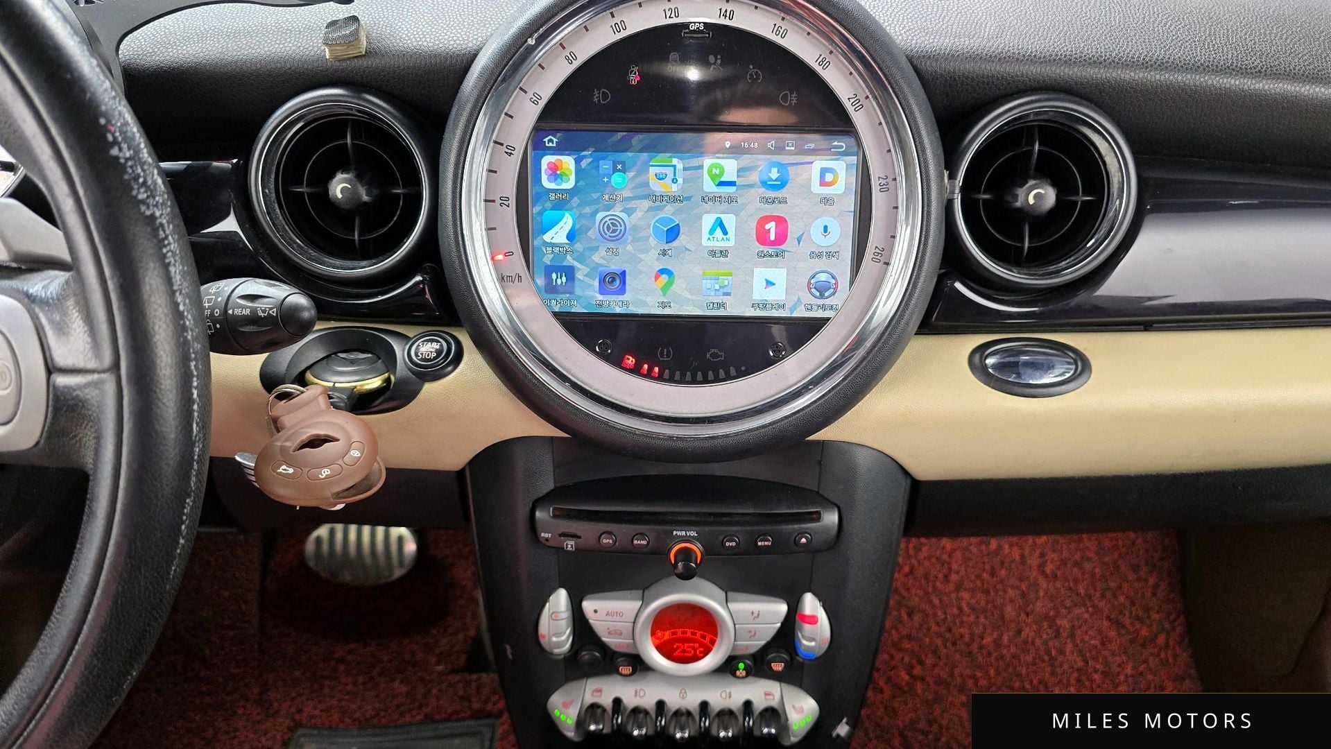MINI 쿠퍼 S 클럽맨 2009 — миниатюра 18