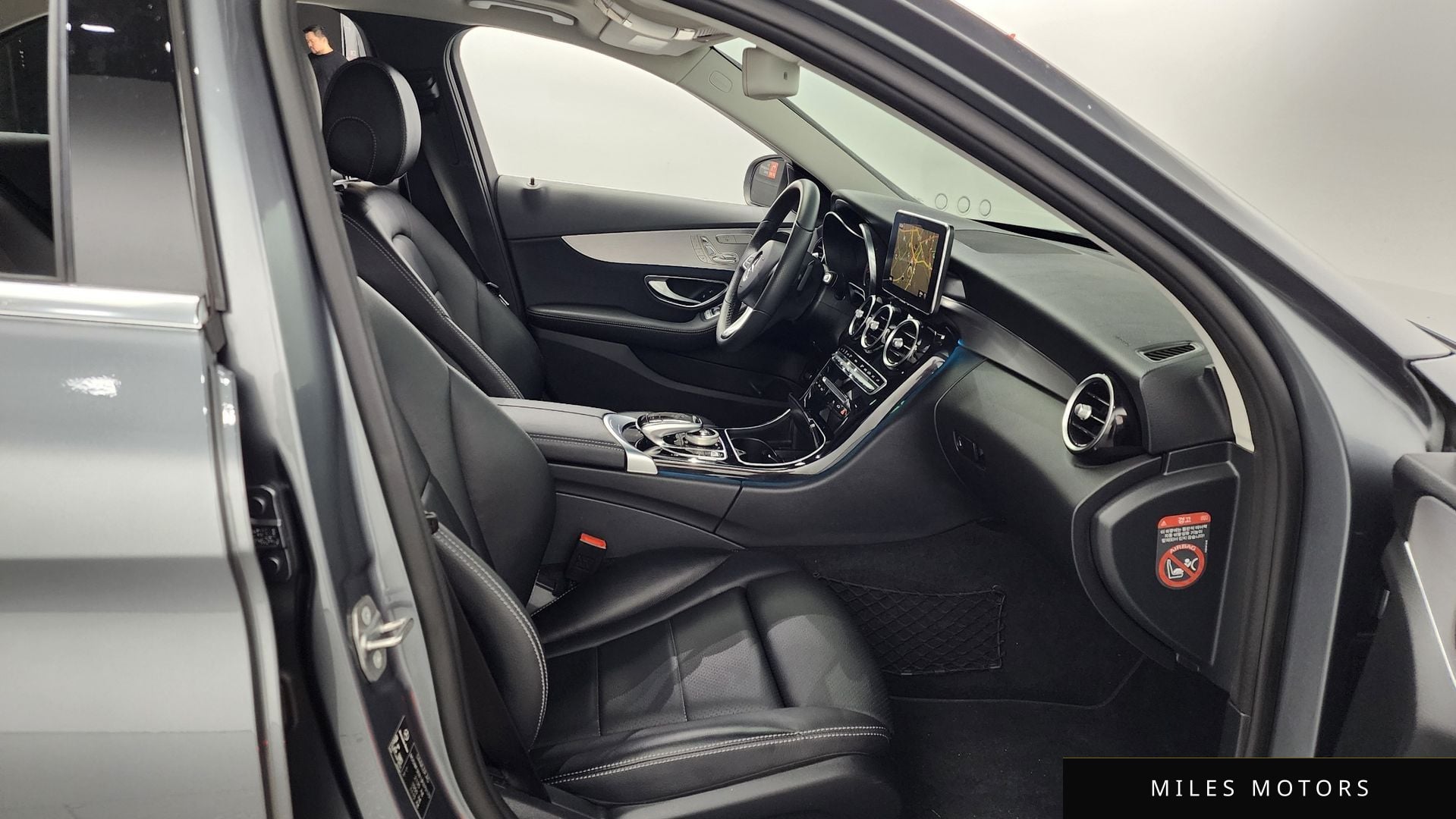 Mercedes-Benz C-Class W205 2018 — миниатюра 11