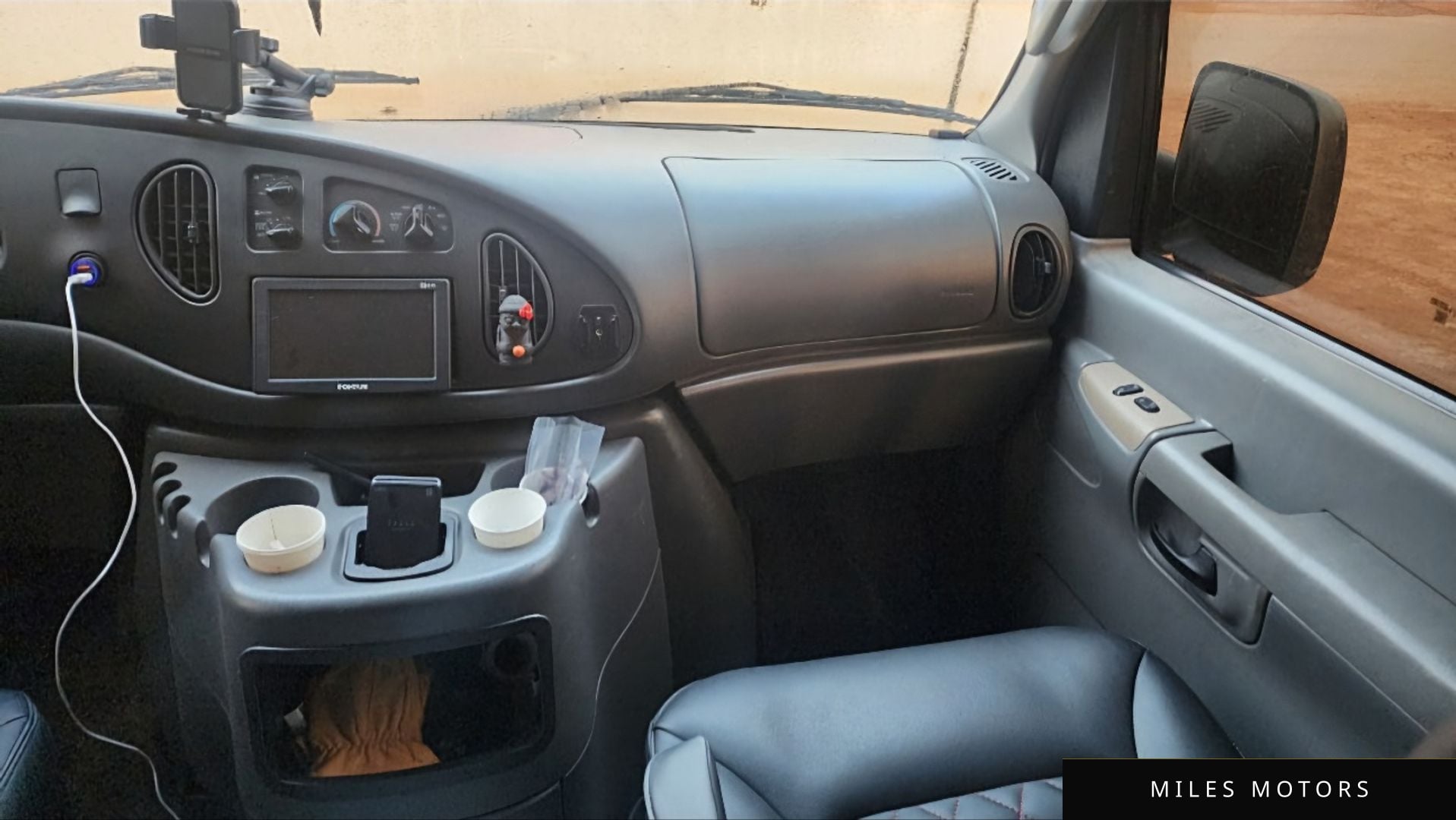 Ford E-Series 2003 — миниатюра 12