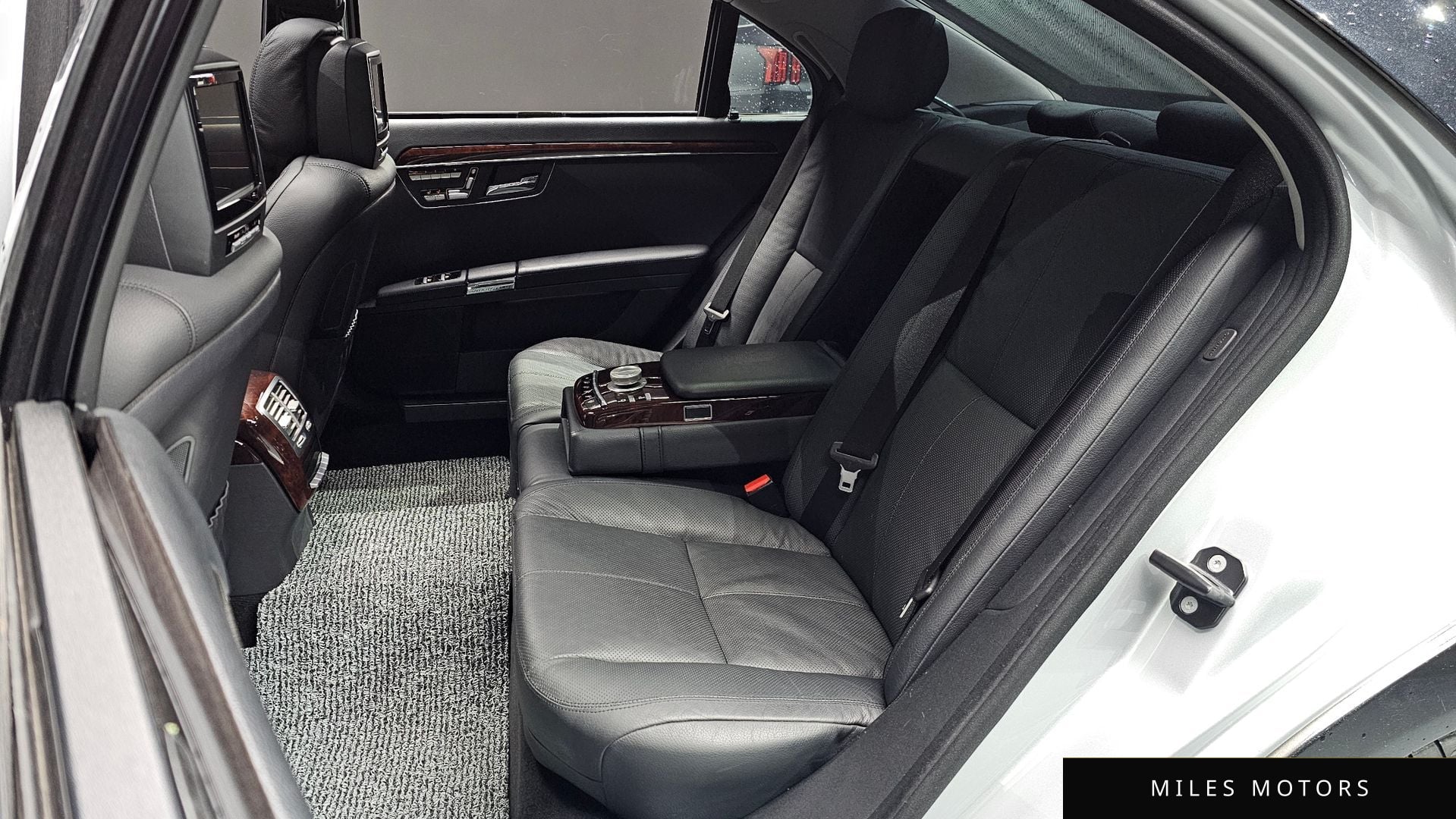 Mercedes-Benz S-Class W221 2009 — миниатюра 12