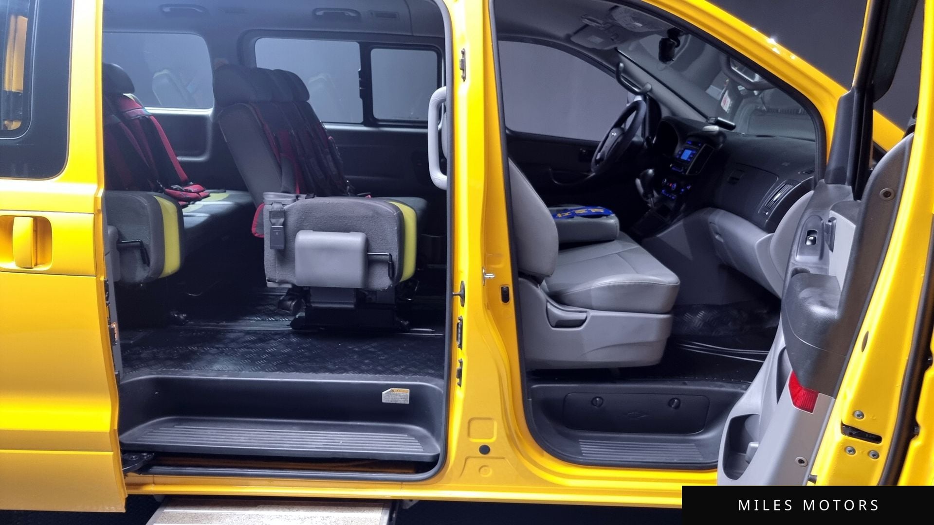 Hyundai Starex 2019 — миниатюра 11