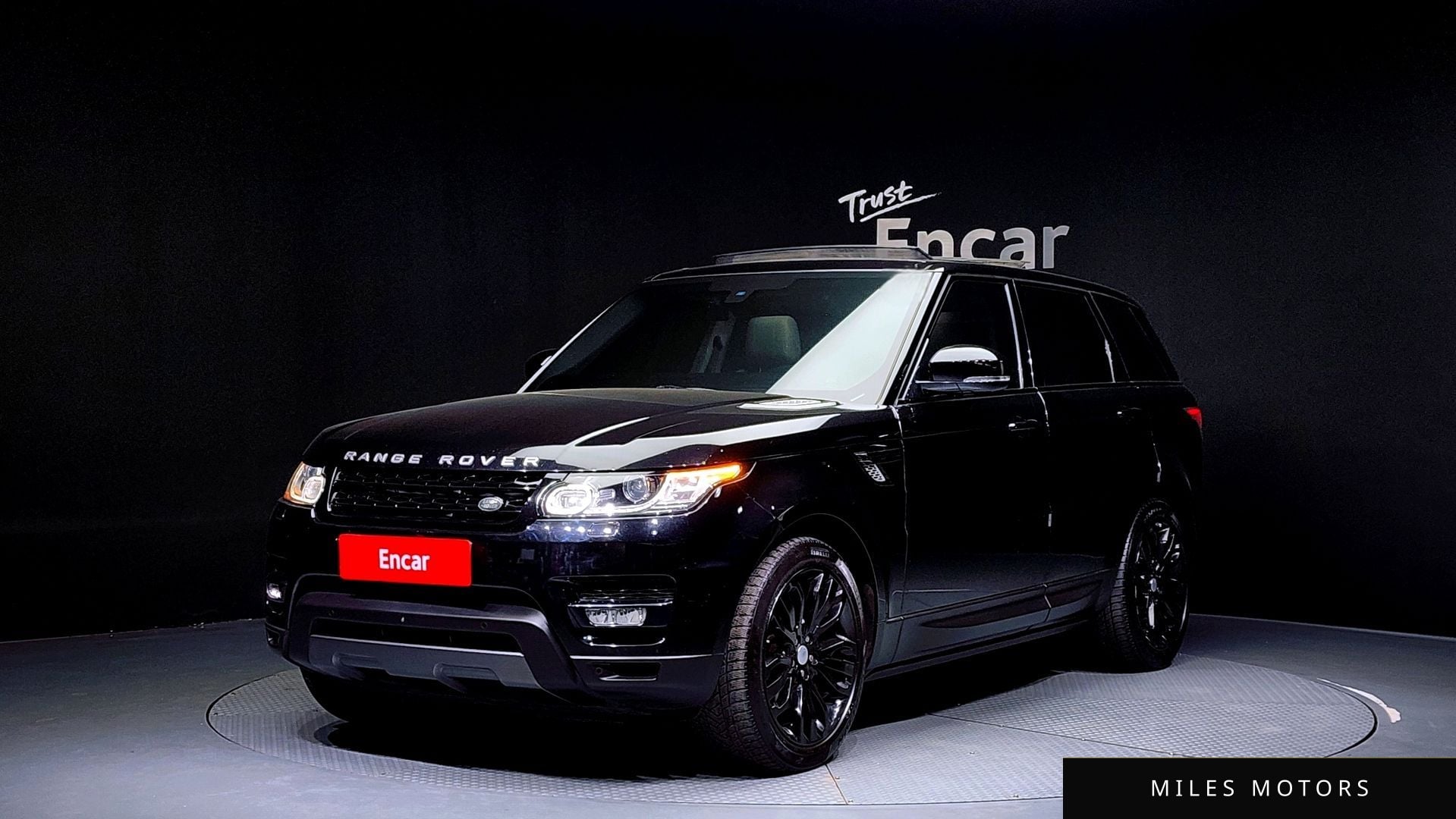Land Rover Range Rover Sport 2016 — фото 1 из 12