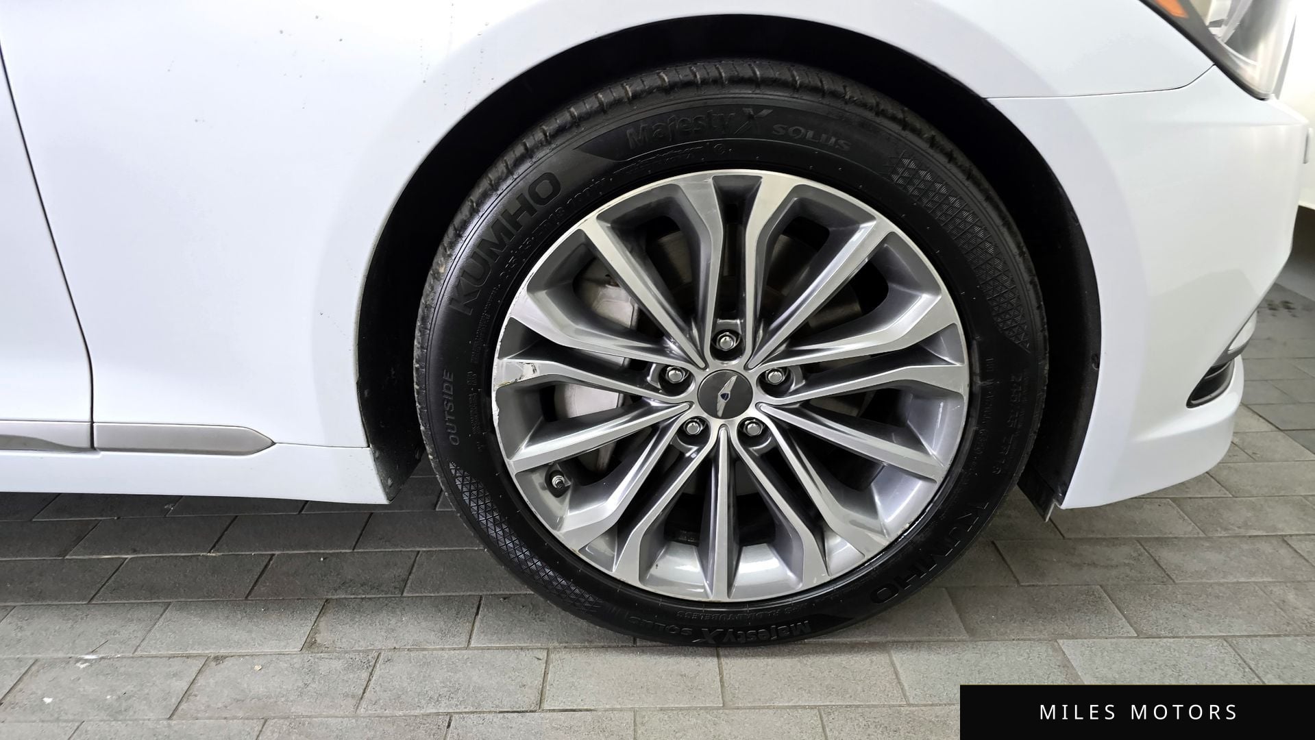 Hyundai Genesis 2015 — миниатюра 5