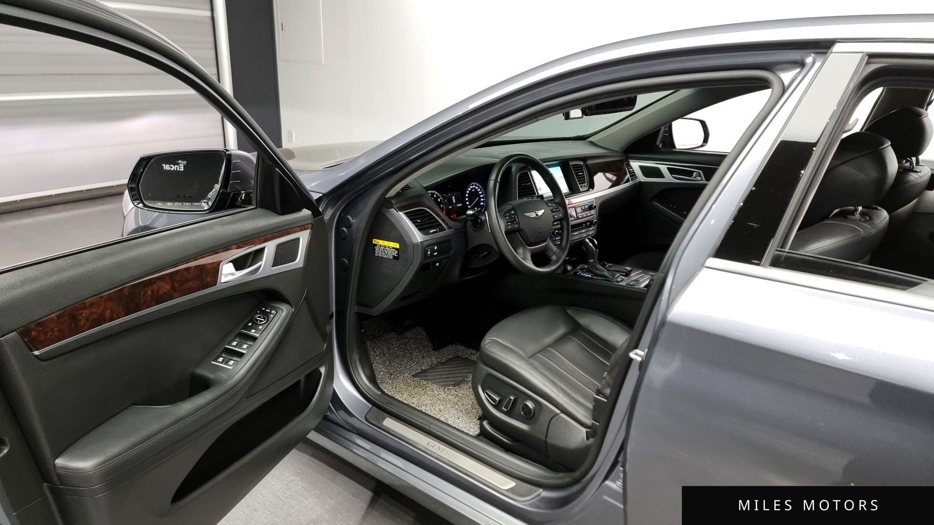 Hyundai Genesis 2016 — миниатюра 10