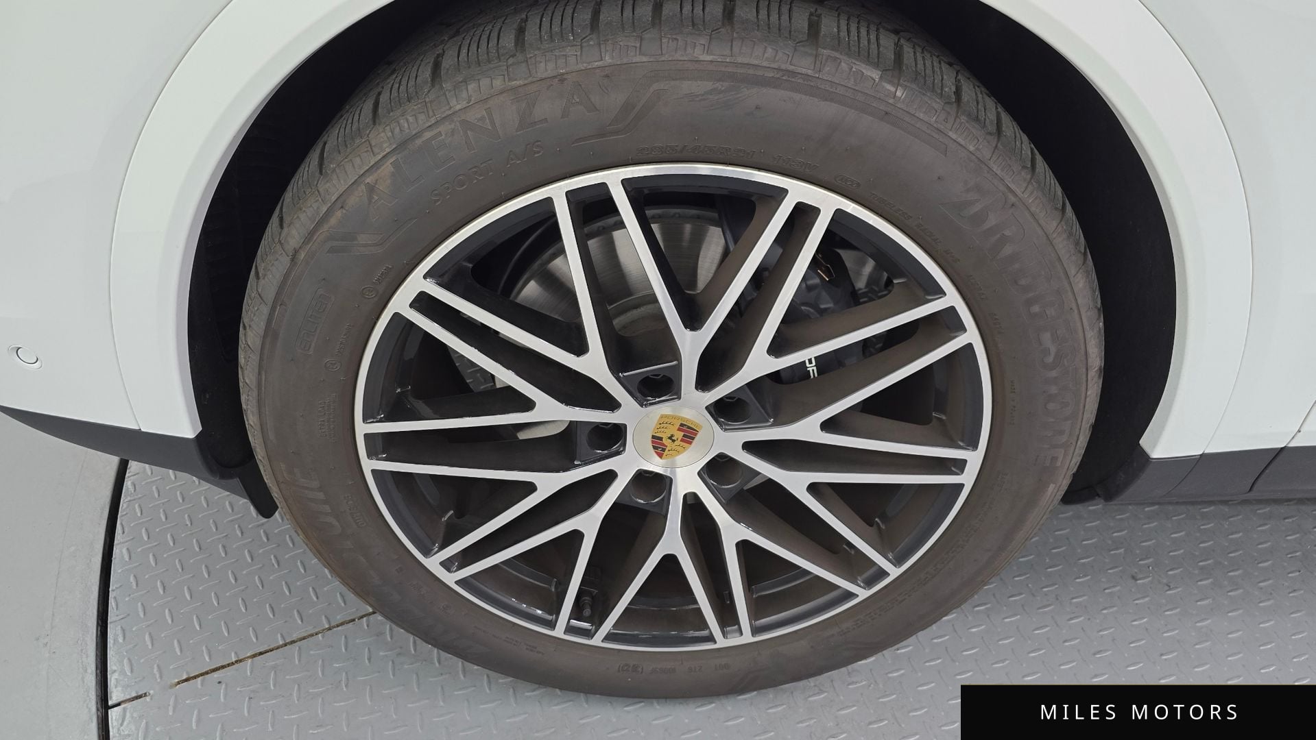 Porsche Cayenne 2024 — миниатюра 5