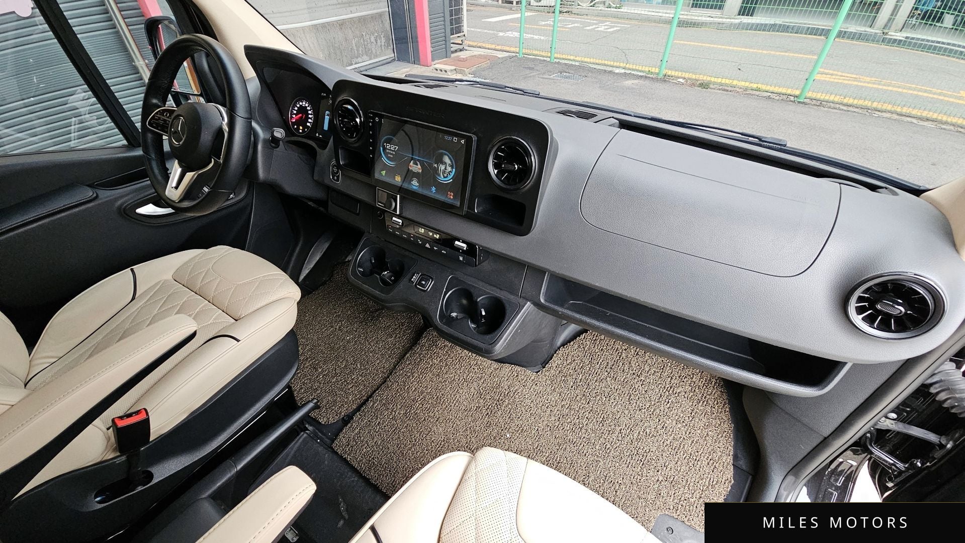 Mercedes-Benz Sprinter 2019 — миниатюра 7