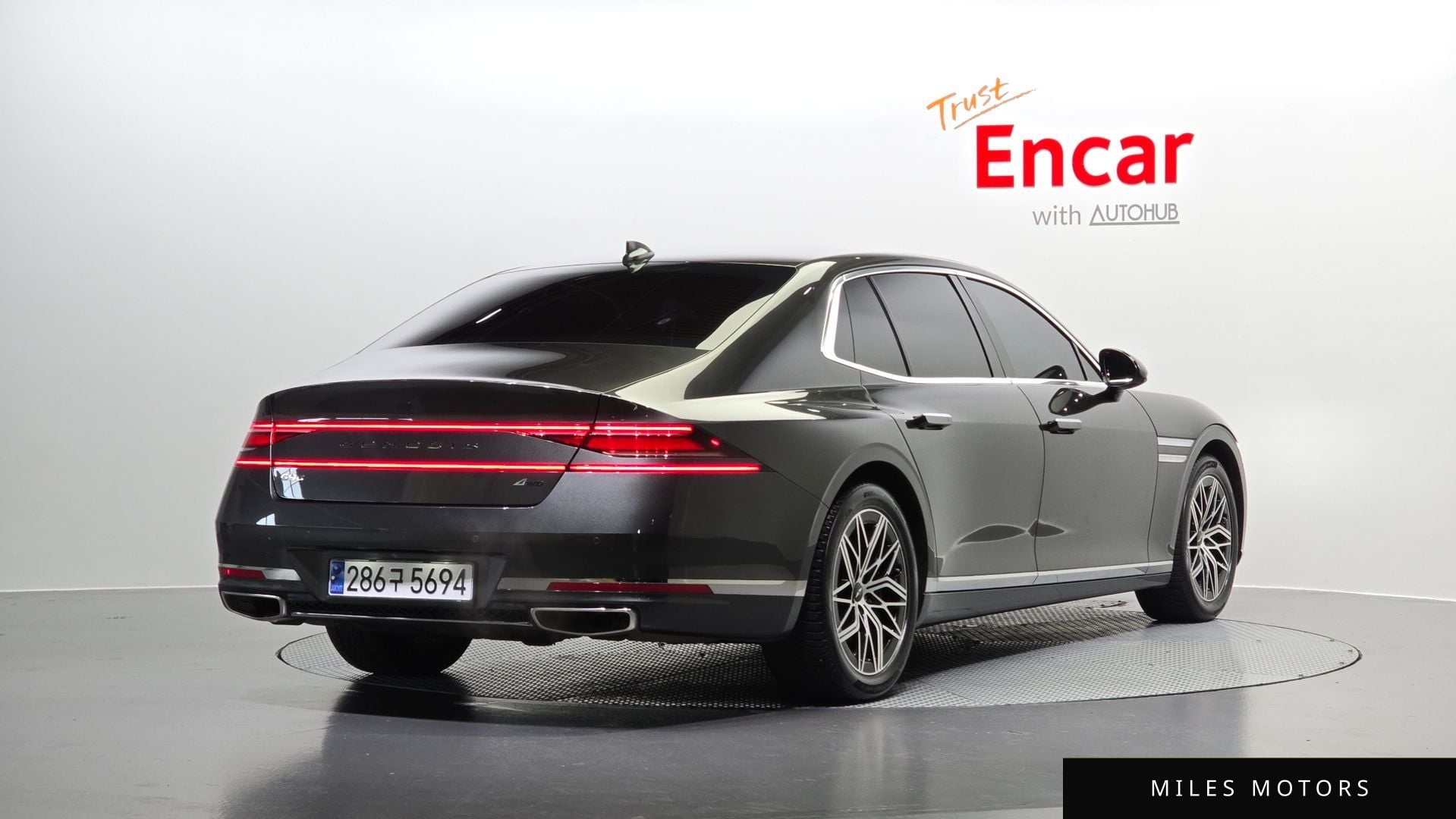 Genesis G90 (RS4) 2022 — миниатюра 2