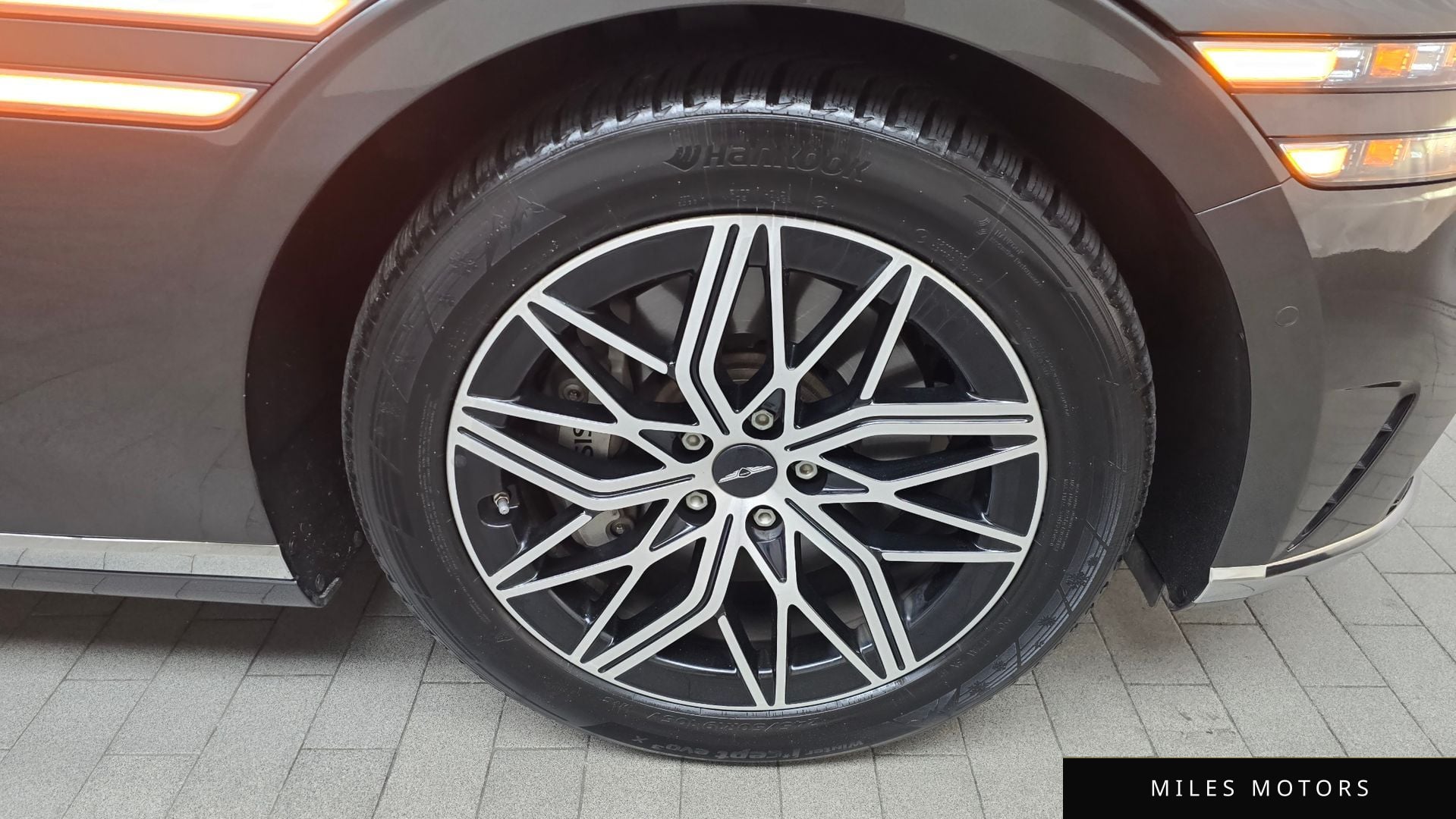 Genesis G90 (RS4) 2022 — миниатюра 5