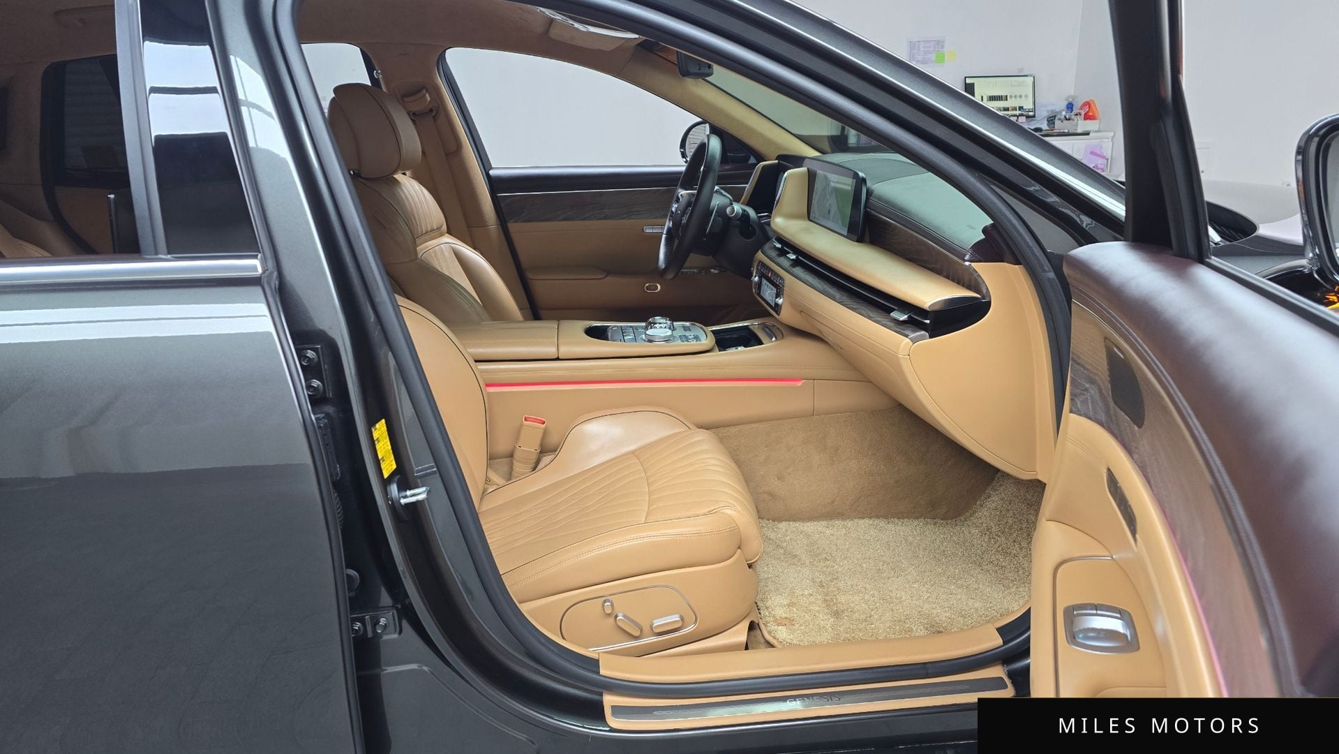 Genesis G90 (RS4) 2022 — миниатюра 11
