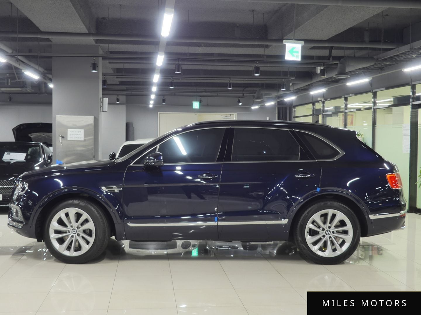 Bentley Bentayga 2020 — миниатюра 2