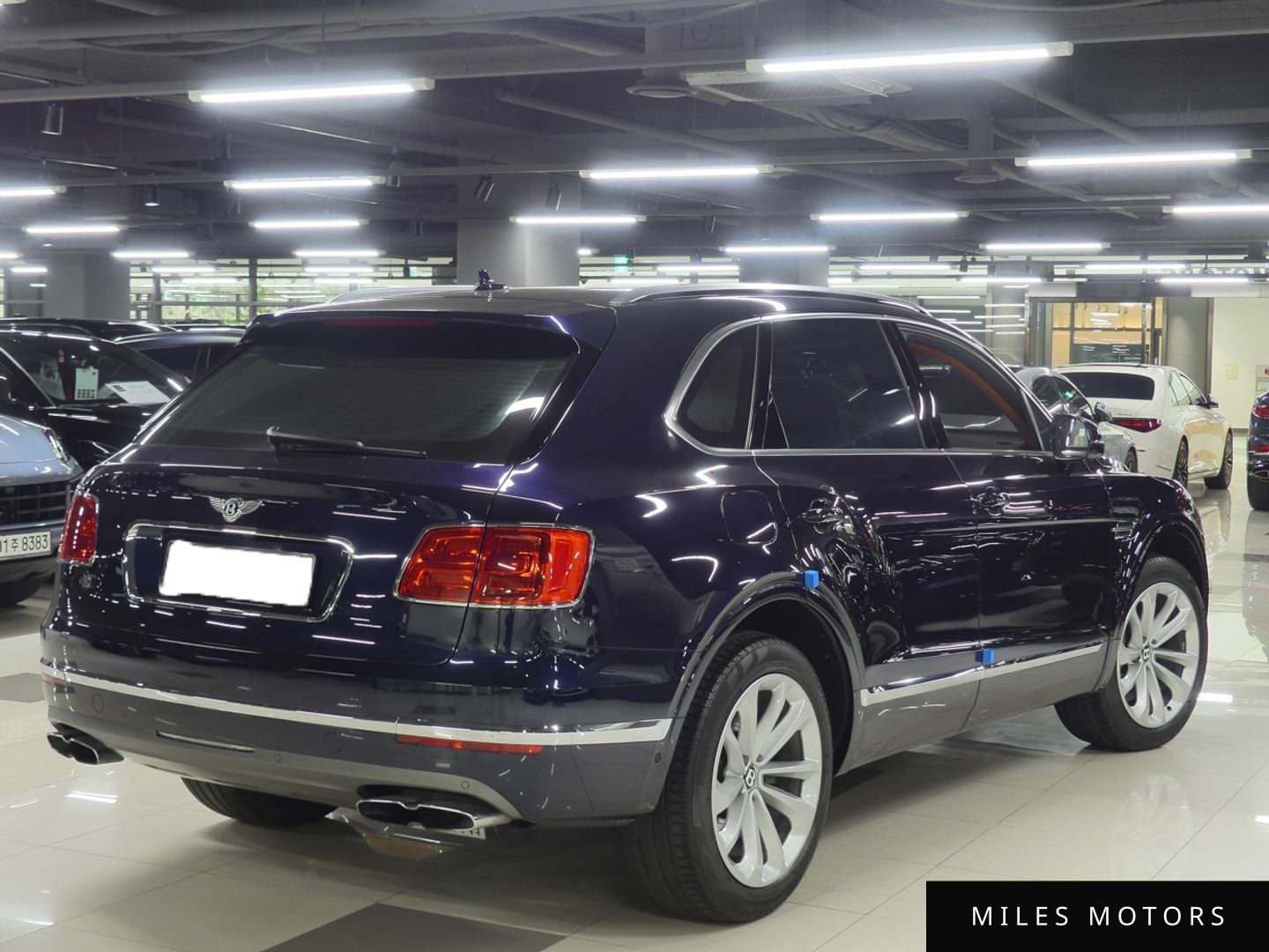 Bentley Bentayga 2020 — миниатюра 3