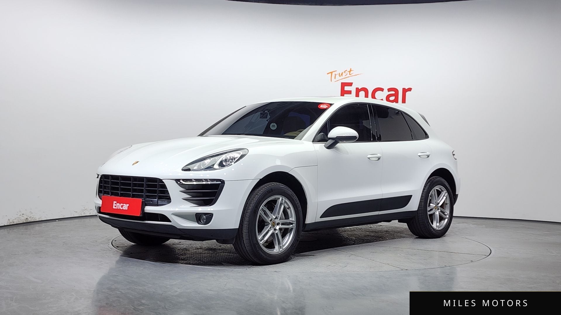 Porsche Macan 2015 — фото 1 из 12