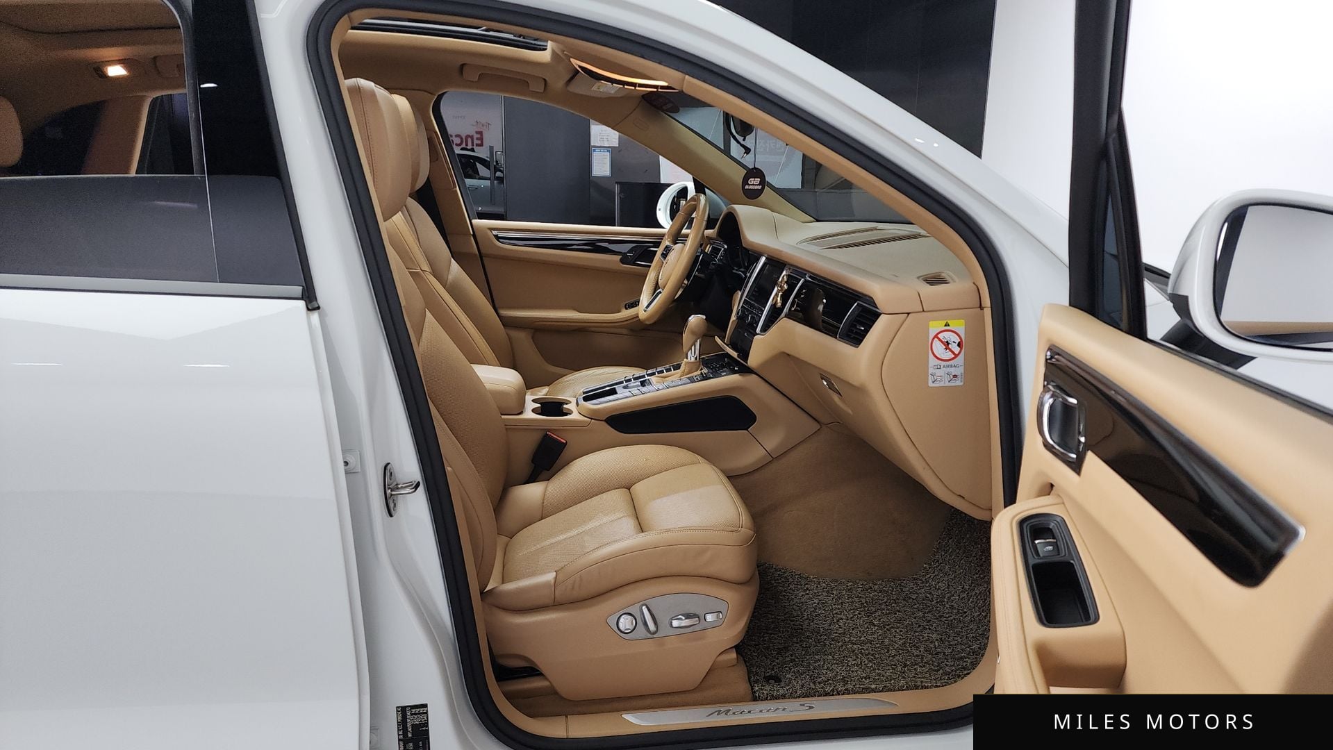 Porsche Macan 2015 — миниатюра 11