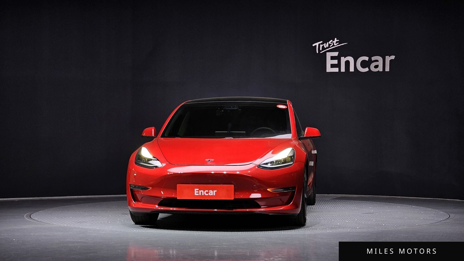 Tesla Model 3 2021 — миниатюра 3