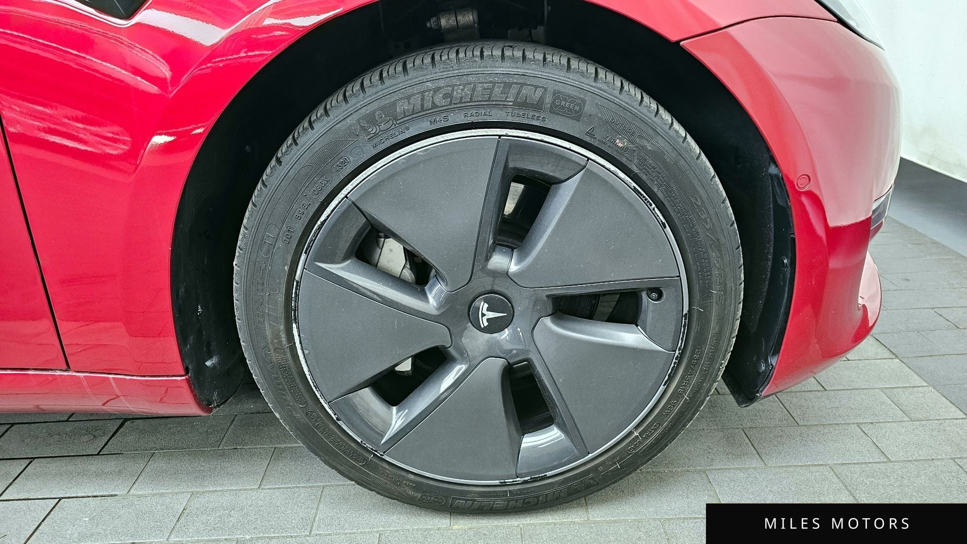 Tesla Model 3 2021 — миниатюра 5