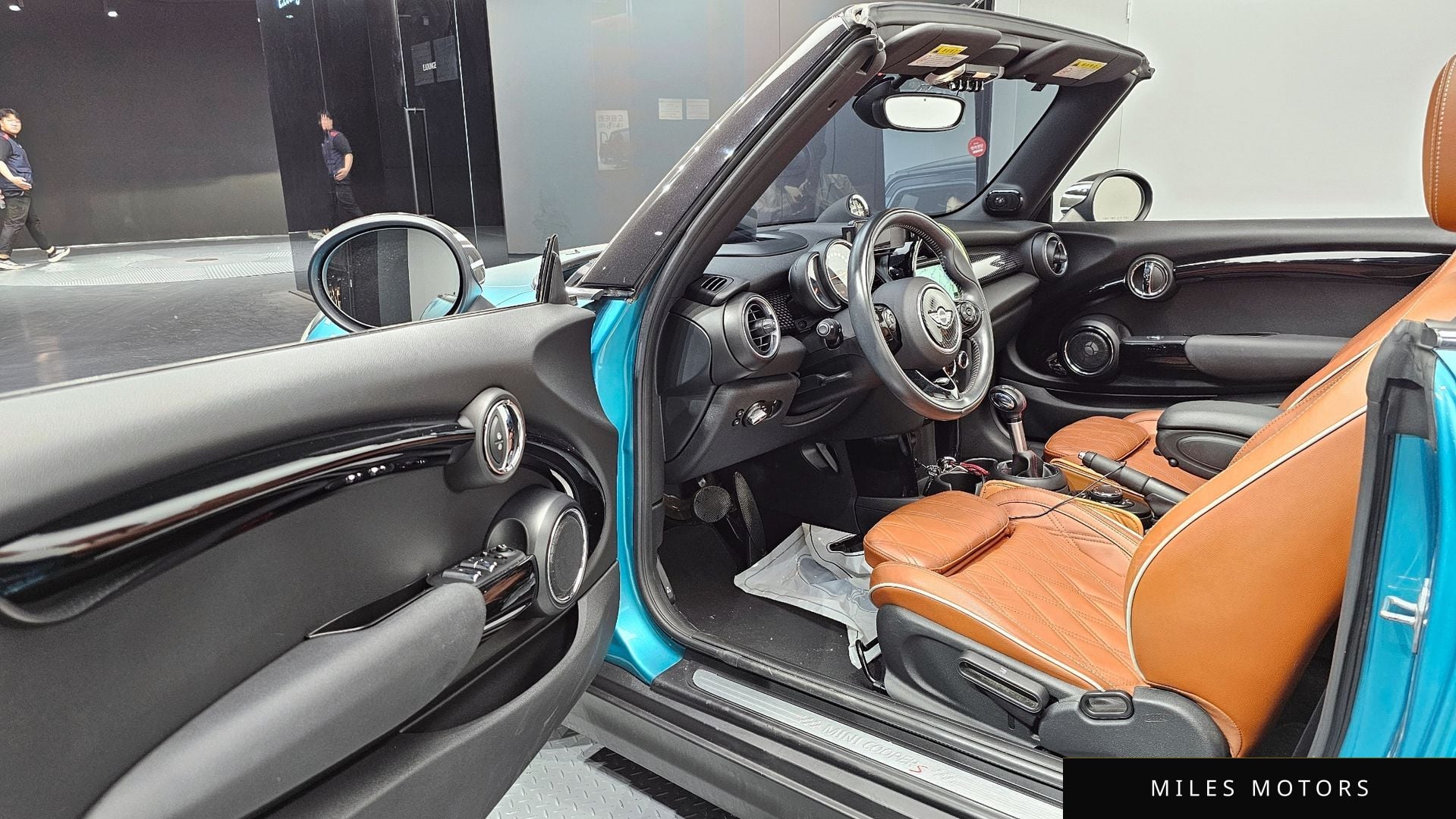 MINI Cooper Convertible 2018 — миниатюра 11