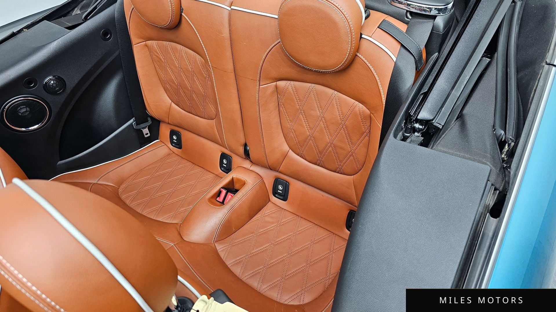 MINI Cooper Convertible 2018 — миниатюра 12