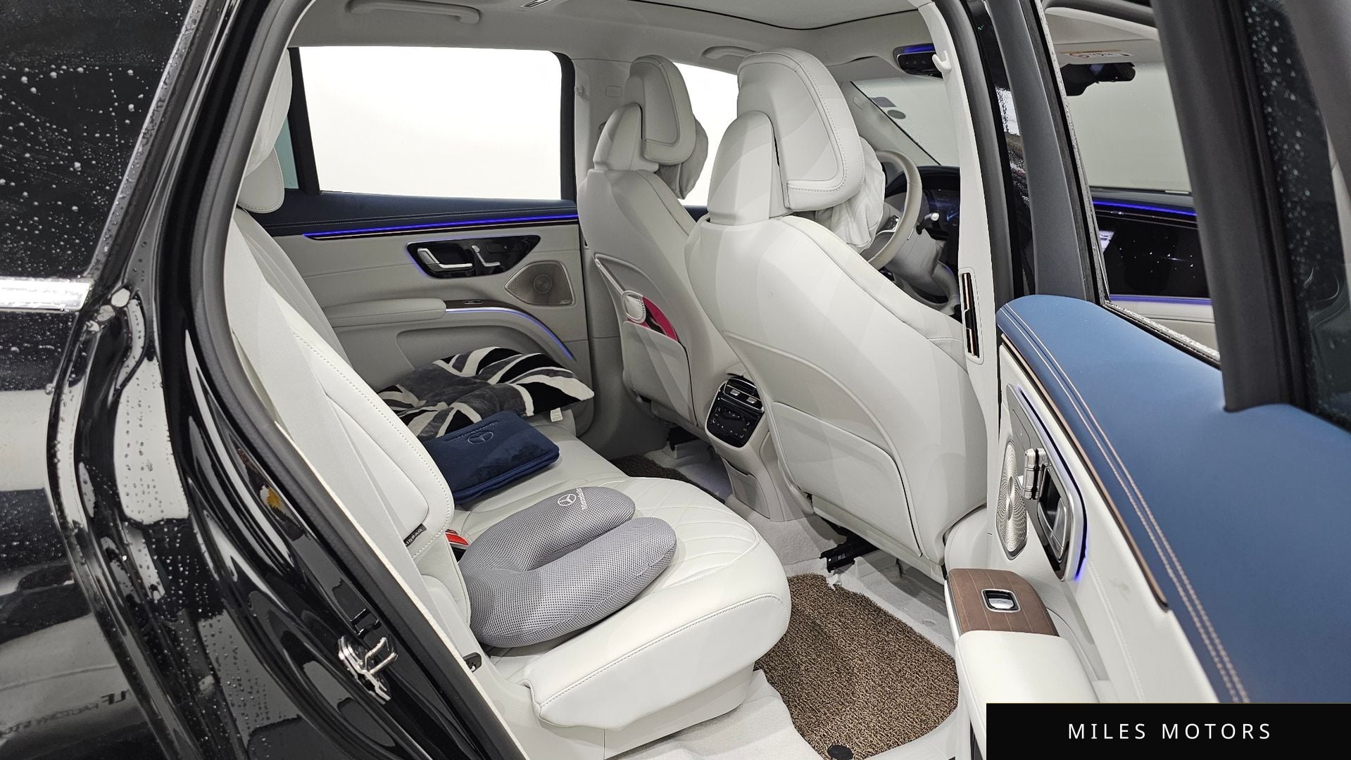 Mercedes-Benz EQS SUV X296 2023 — миниатюра 12