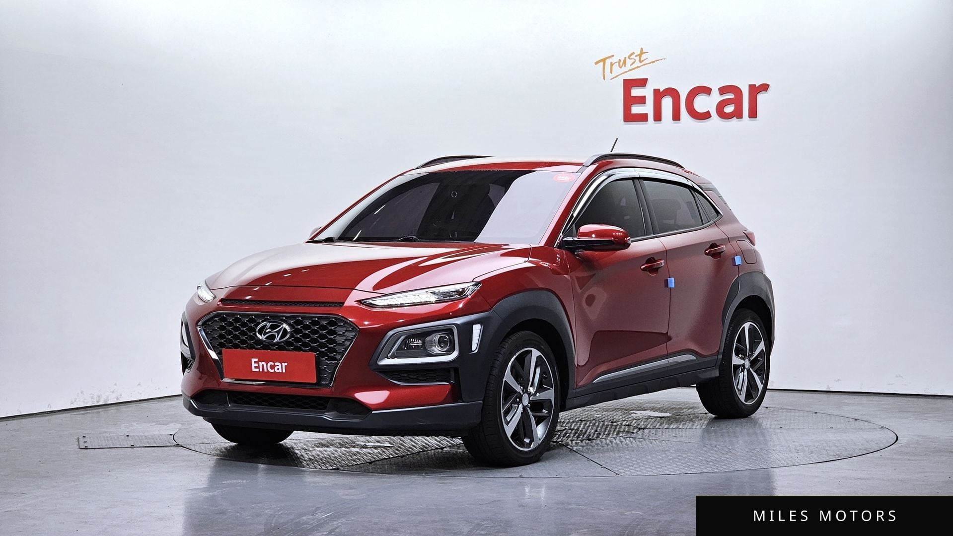 Hyundai Kona 2018 — фото 1 из 12