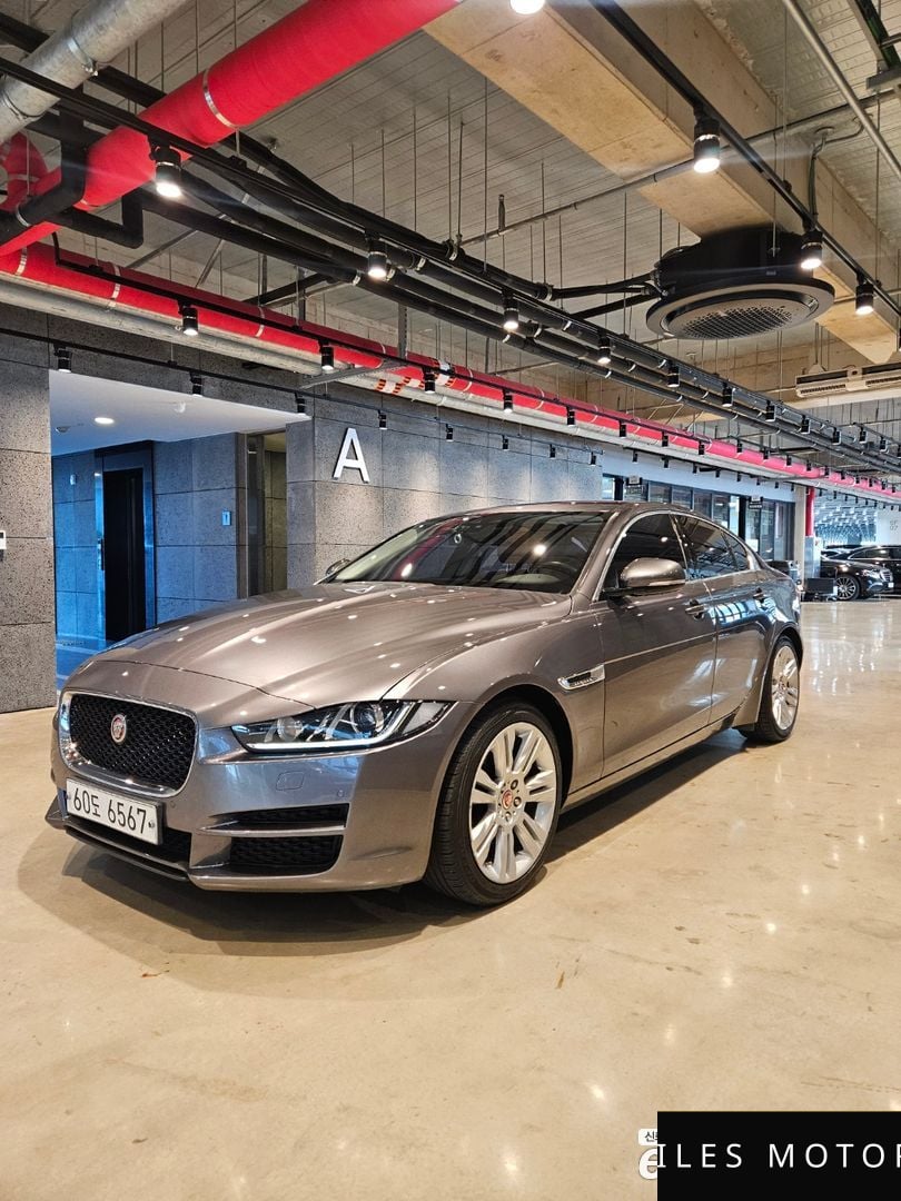 Jaguar XE 2016 — миниатюра 3
