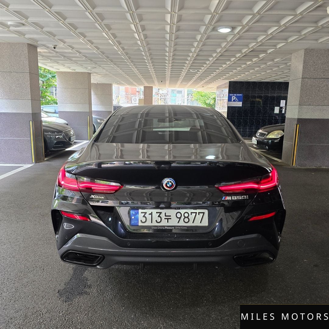 BMW 8 Series (G15) 2024 — миниатюра 5