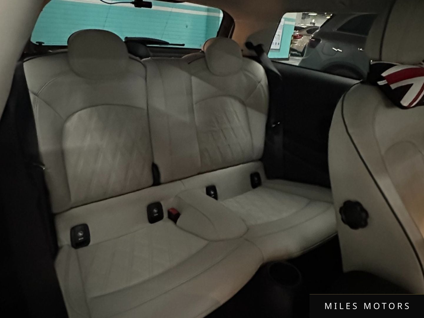 MINI Cooper S 2023 — миниатюра 7