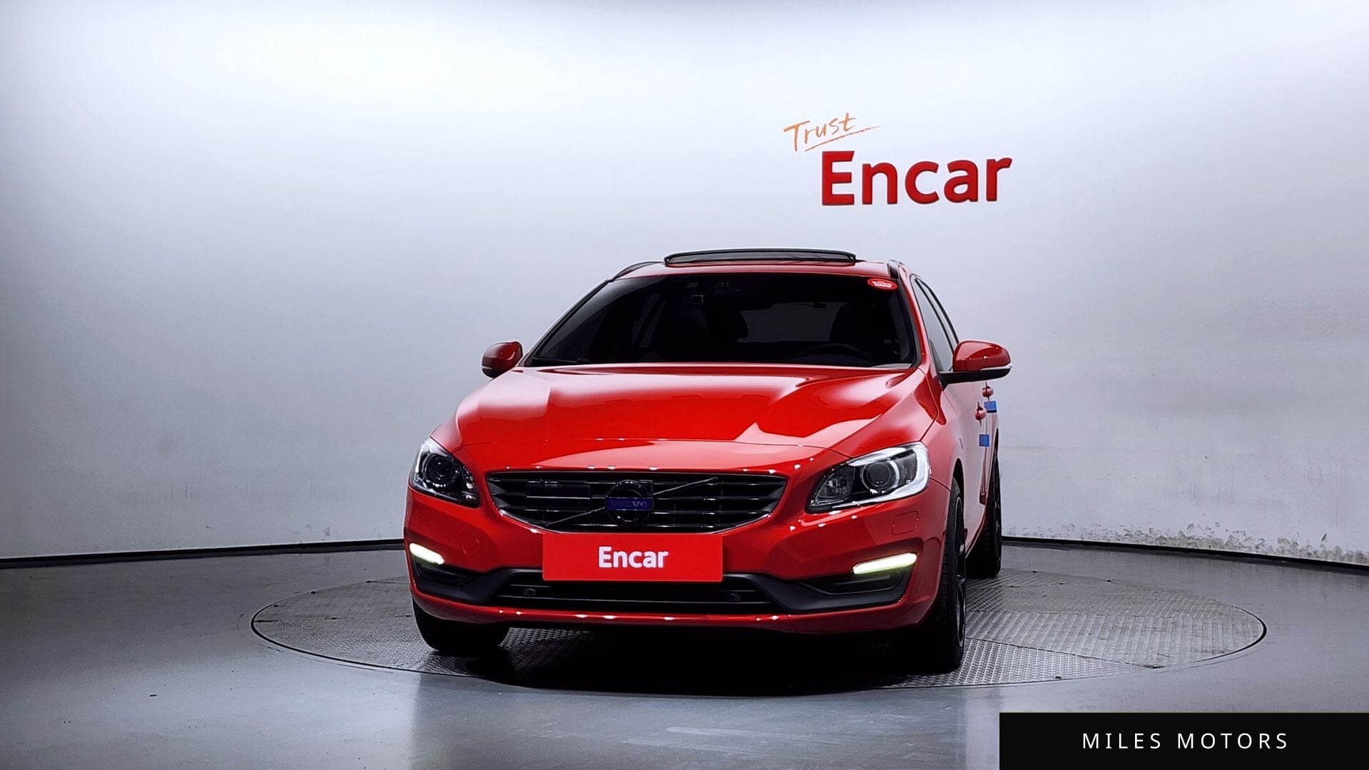 Volvo V60 2018 — миниатюра 3