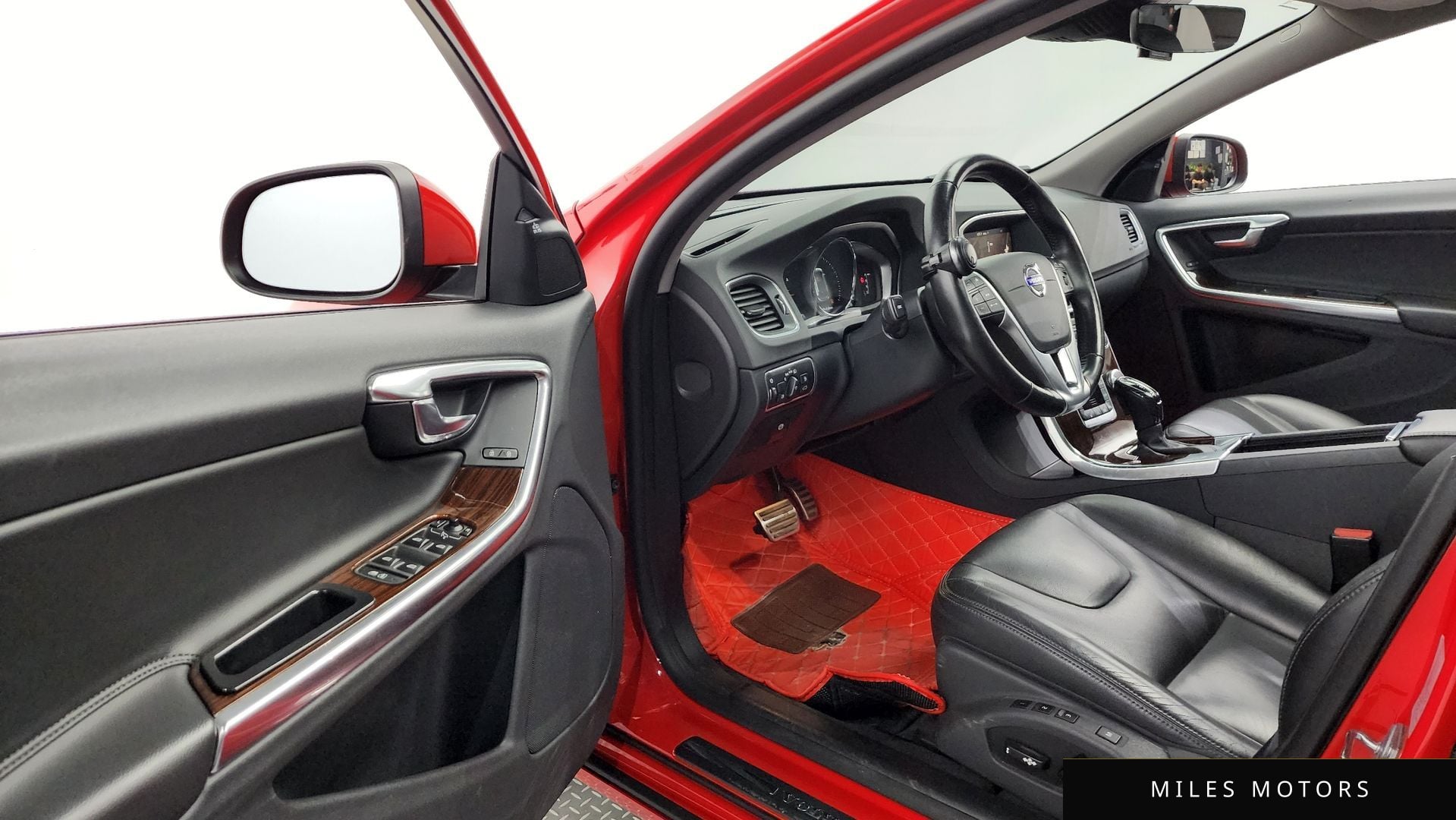 Volvo V60 2018 — миниатюра 10