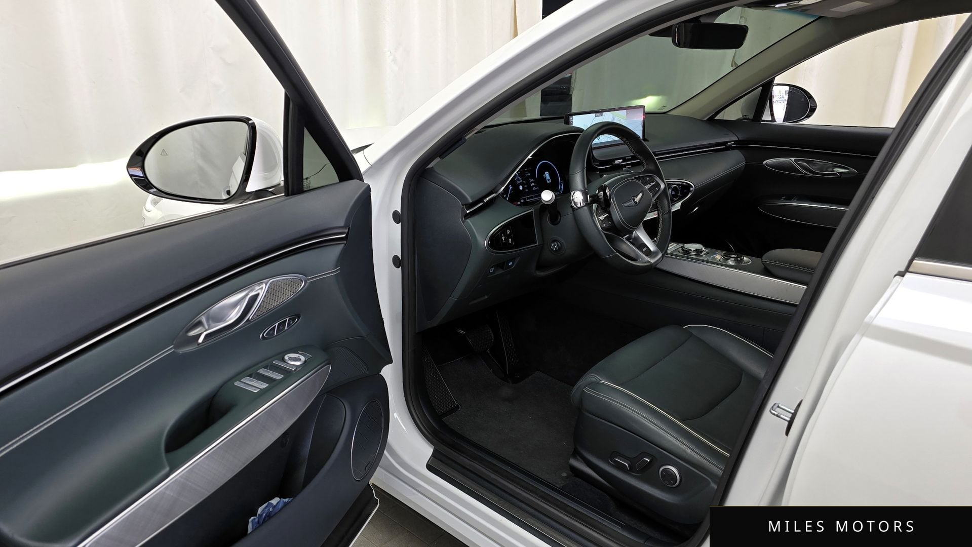 Genesis GV70 2022 — миниатюра 10