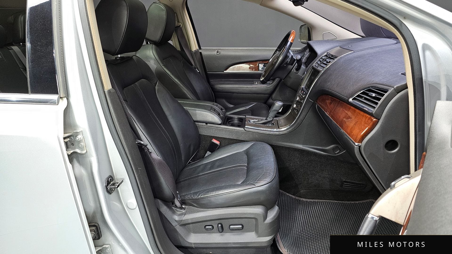 Lincoln MKX 2013 — миниатюра 10