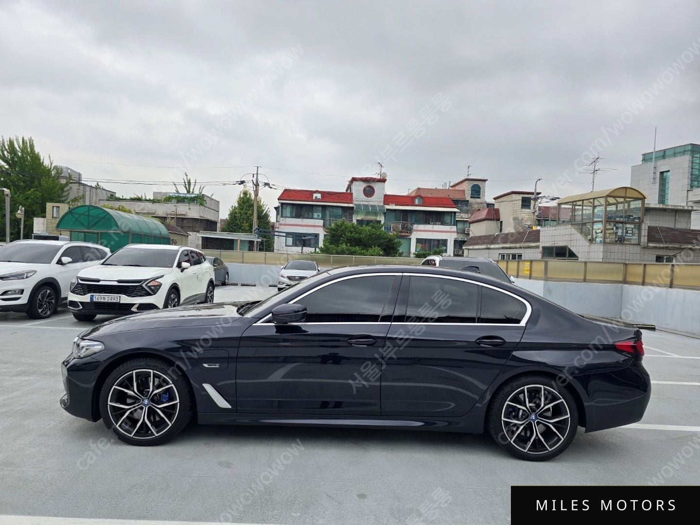 BMW 5 Series (G30) 2023 — миниатюра 2