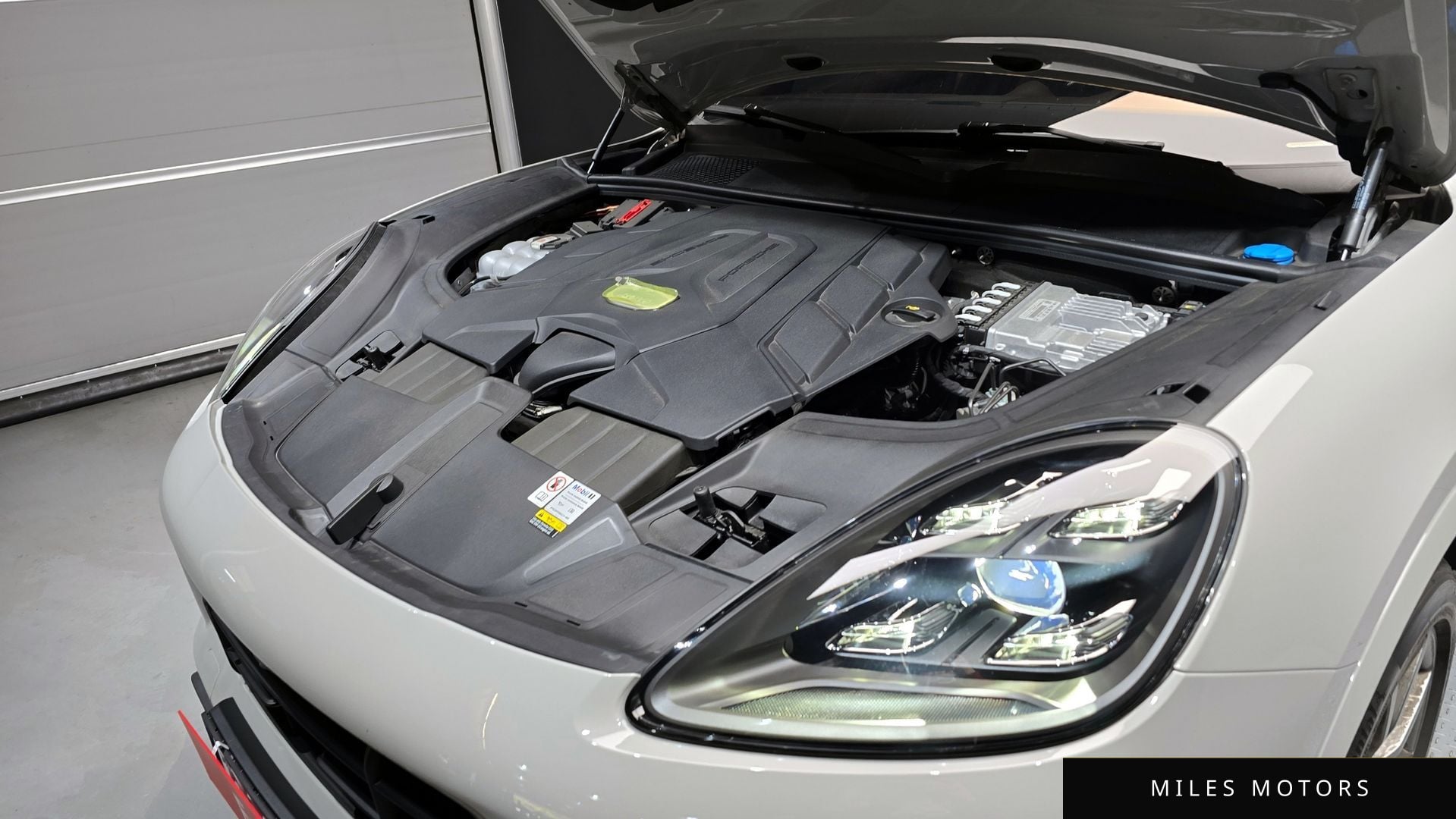 Porsche 카이엔 (PO536) 2023 — миниатюра 6