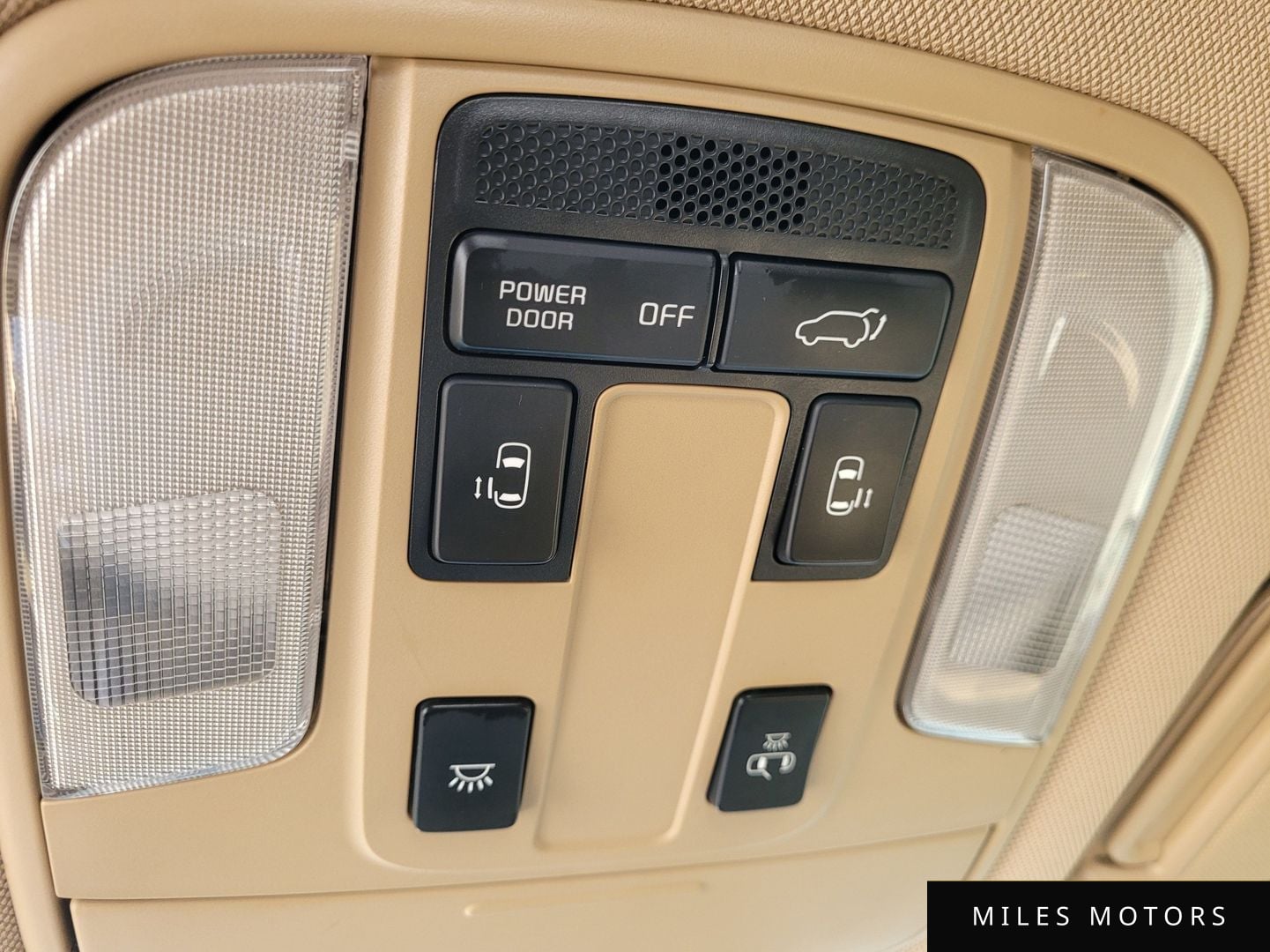 Kia Canival 2015 — миниатюра 7