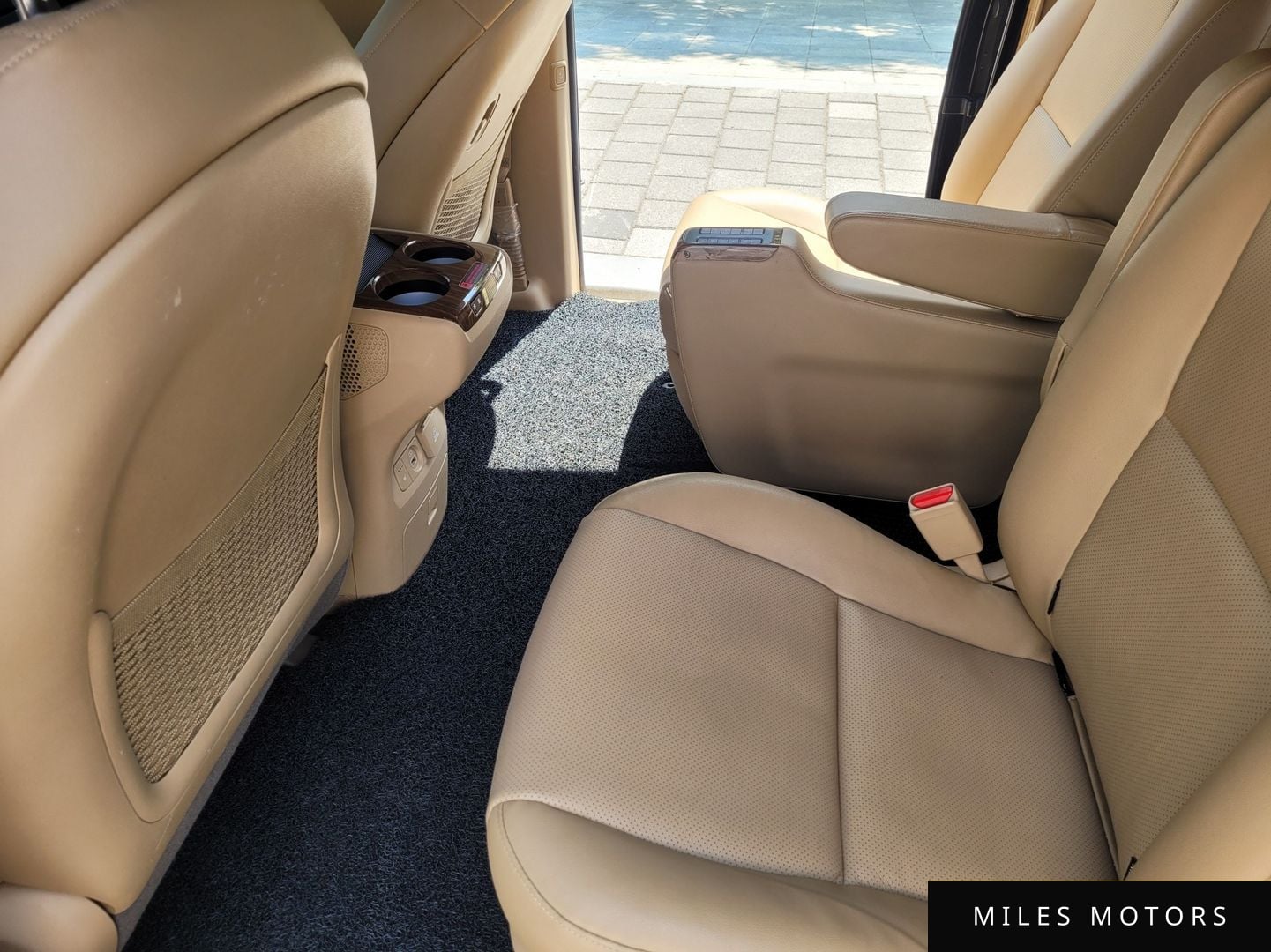 Kia Canival 2015 — миниатюра 10
