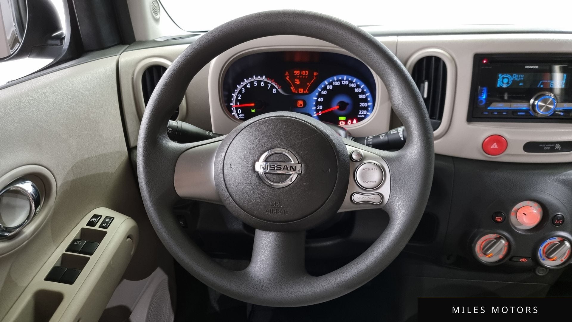 Nissan Cube 2011 — миниатюра 13