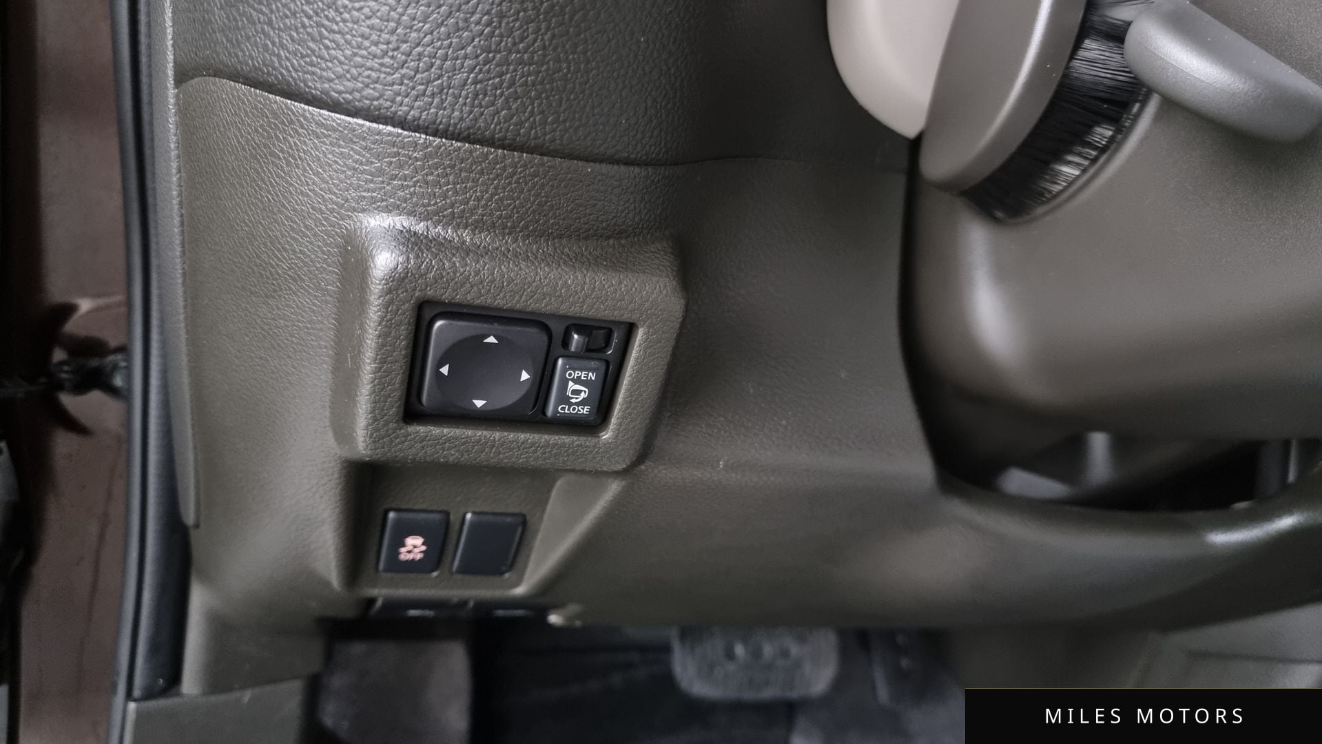 Nissan Cube 2011 — миниатюра 17