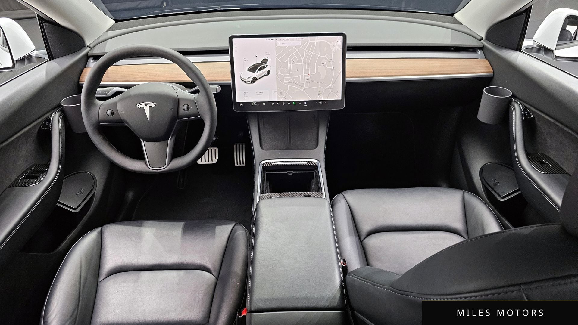 Tesla Model Y 2021 — миниатюра 7