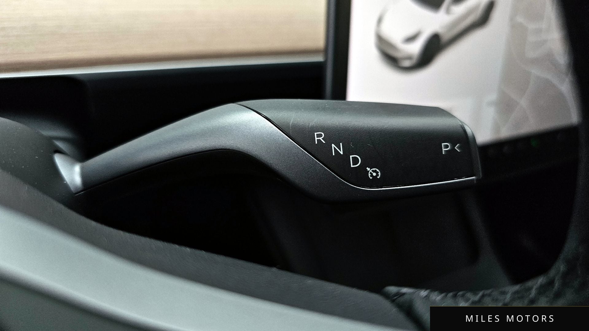 Tesla Model Y 2021 — миниатюра 9