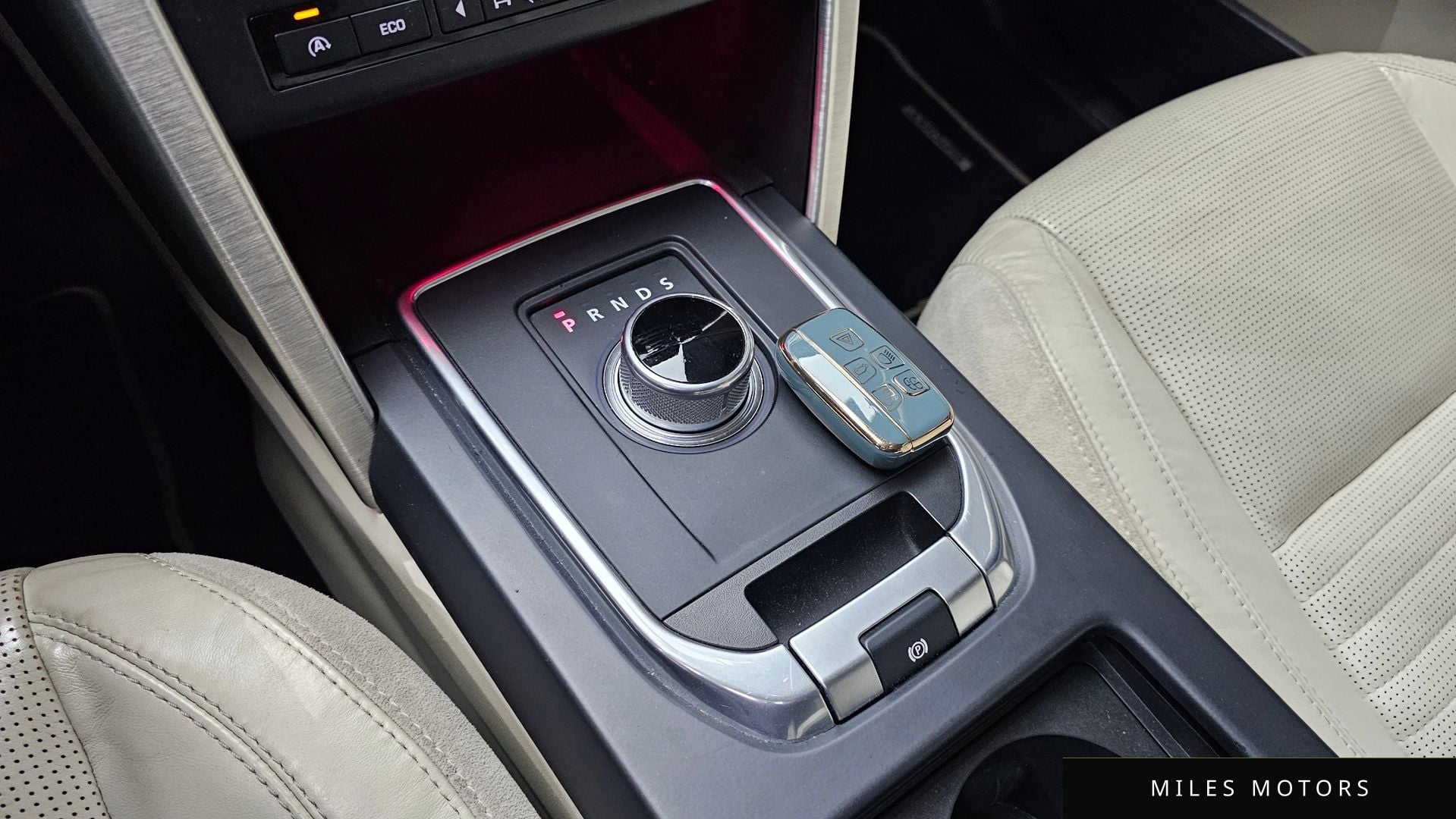Land Rover Discovery Sport 2016 — миниатюра 9