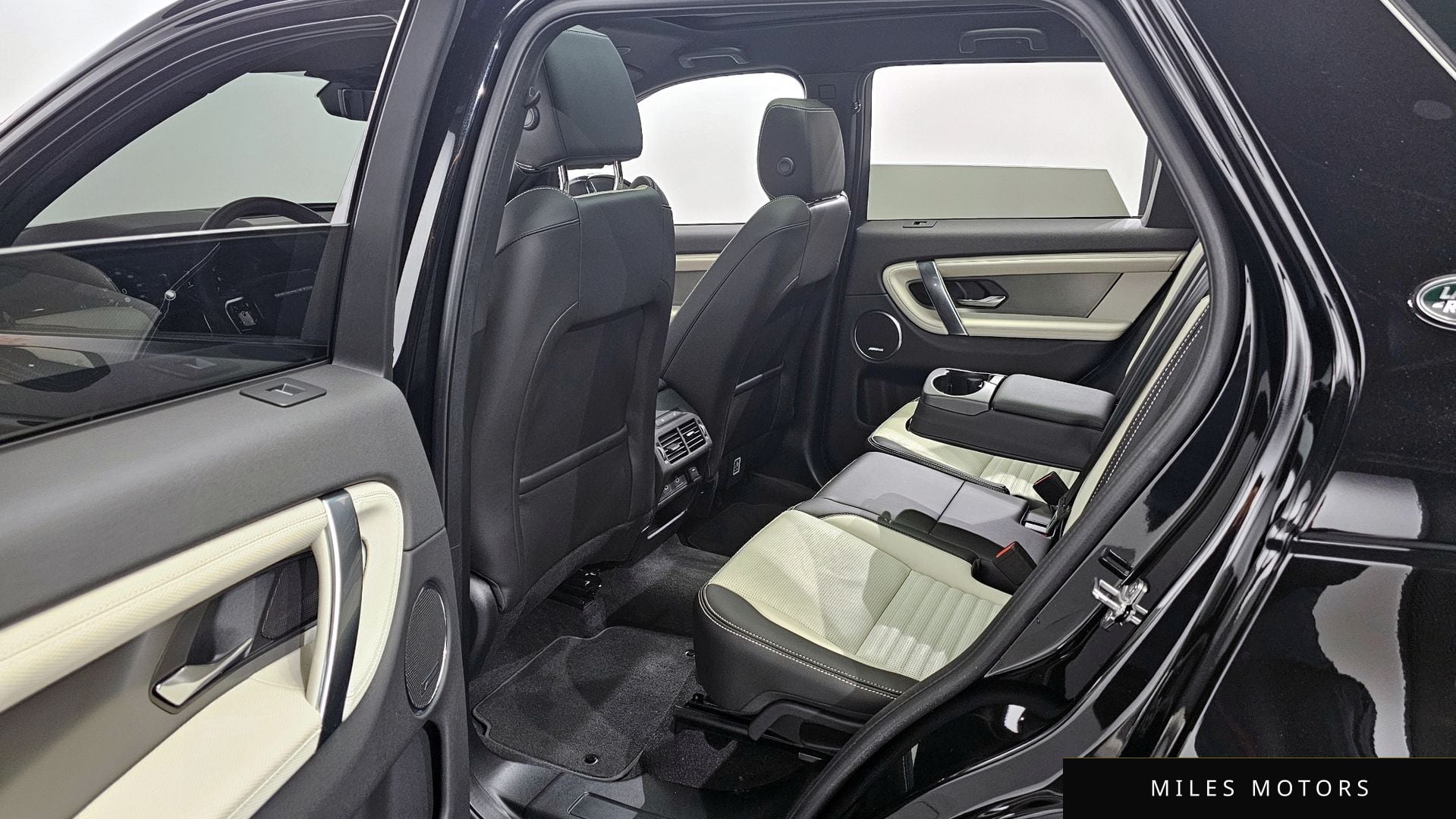Land Rover 디스커버리 스포츠 2024 — миниатюра 11