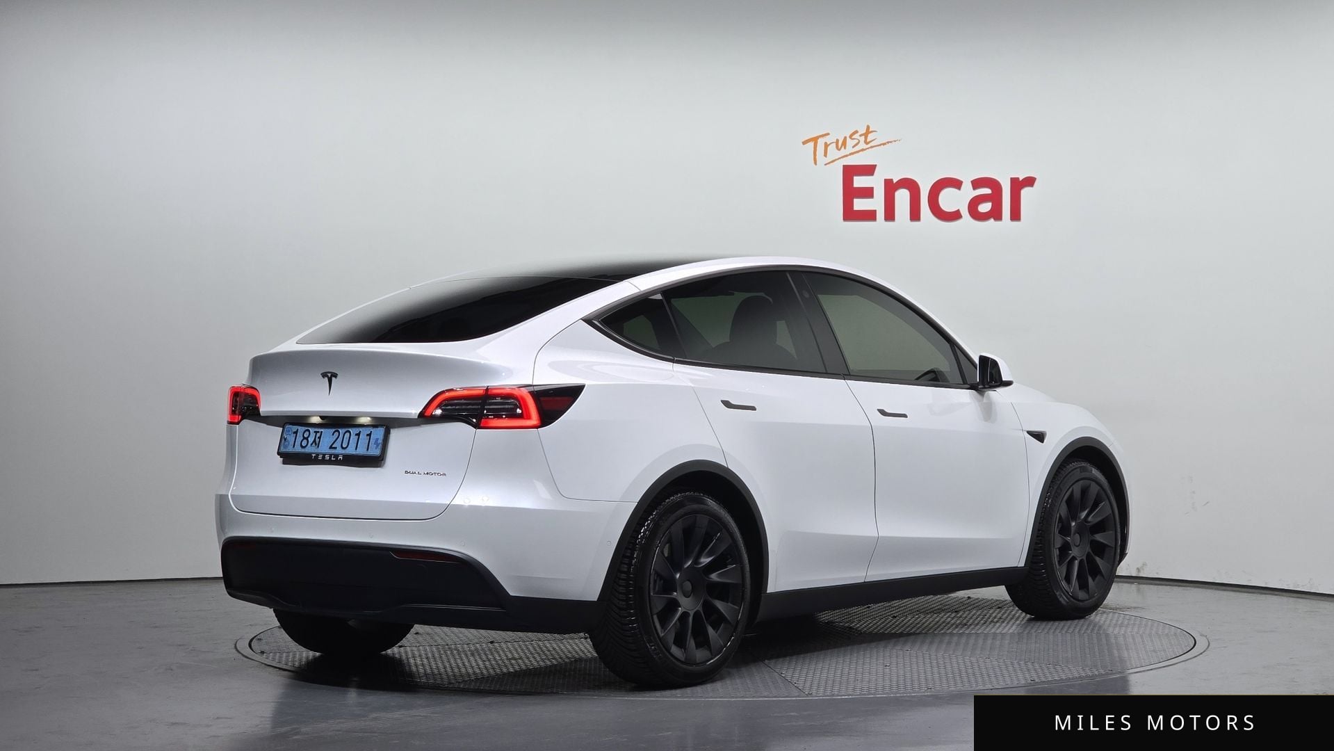 Tesla 모델 Y 2021 — миниатюра 2