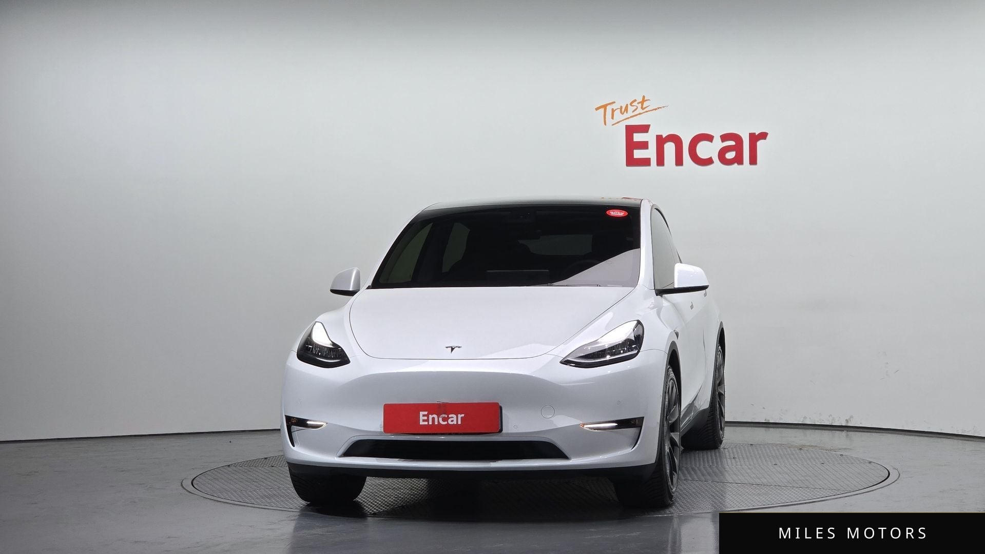 Tesla 모델 Y 2021 — миниатюра 3