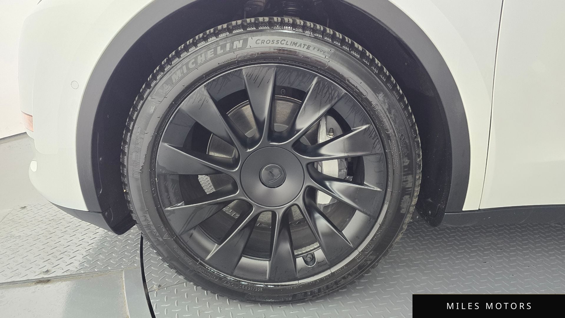 Tesla 모델 Y 2021 — миниатюра 5