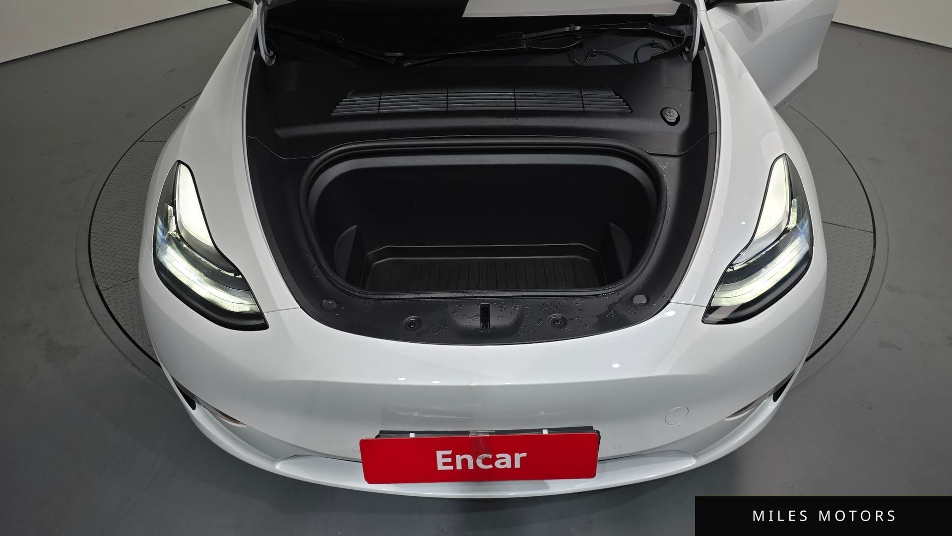 Tesla 모델 Y 2021 — миниатюра 6
