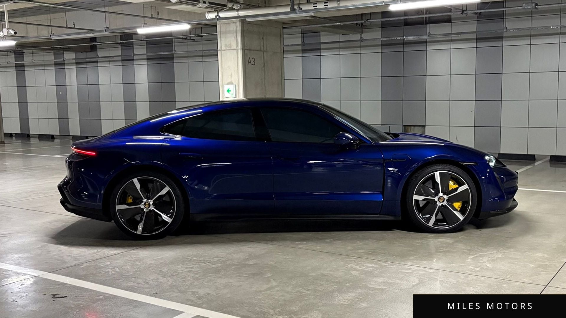 Porsche Taycan 2021 — миниатюра 6